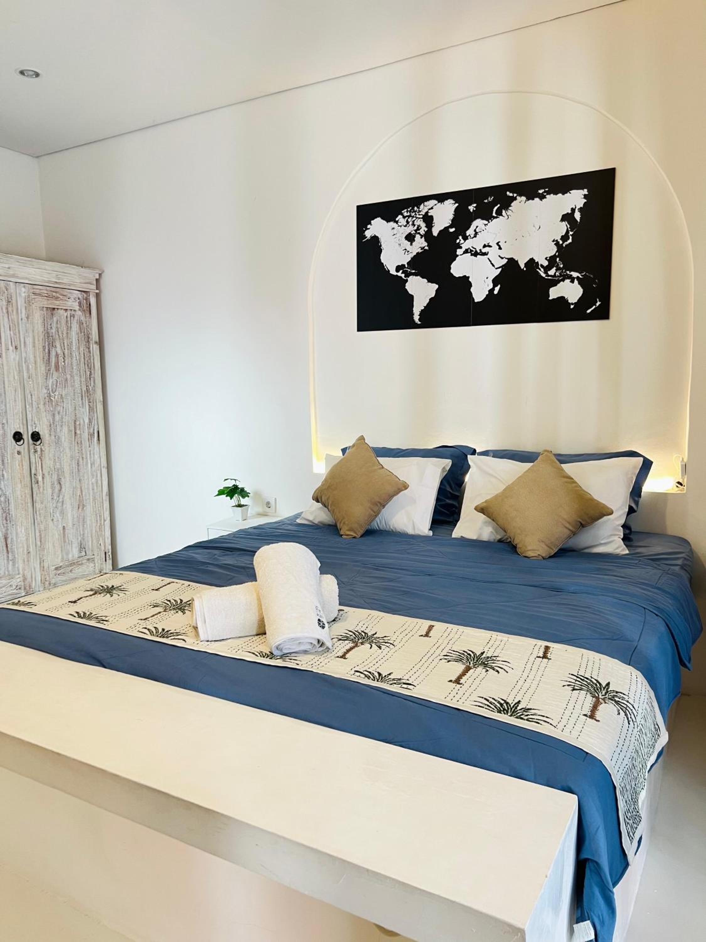Villa Two Bedroom Mediterranean White House