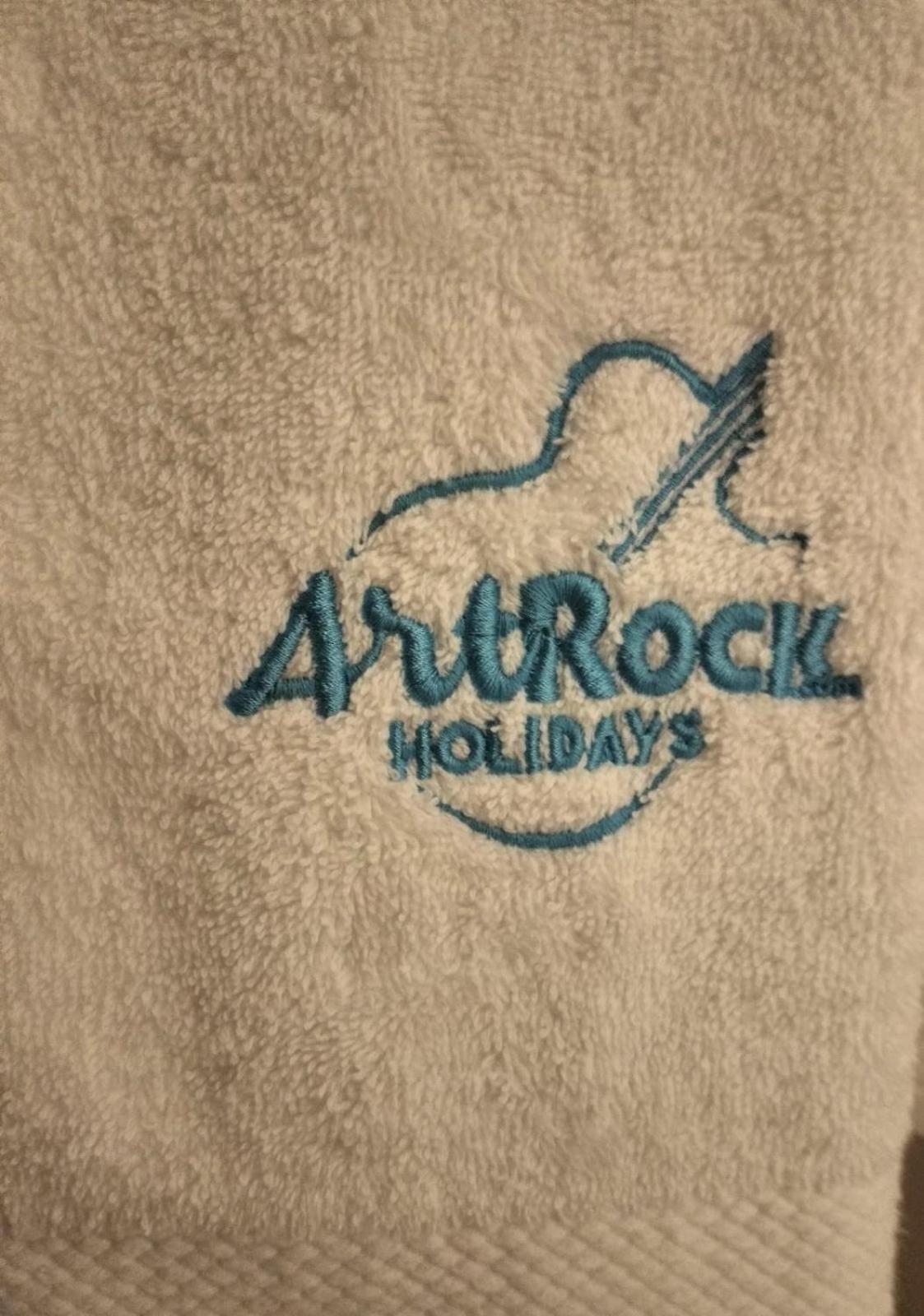 ArtRock Apartments