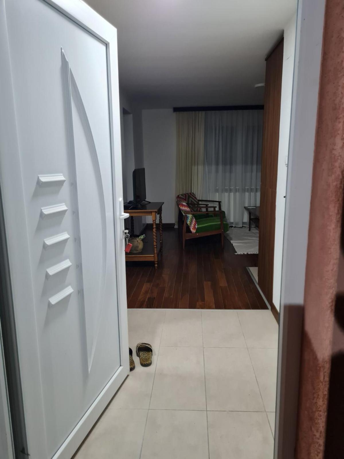 Apartman Hallo