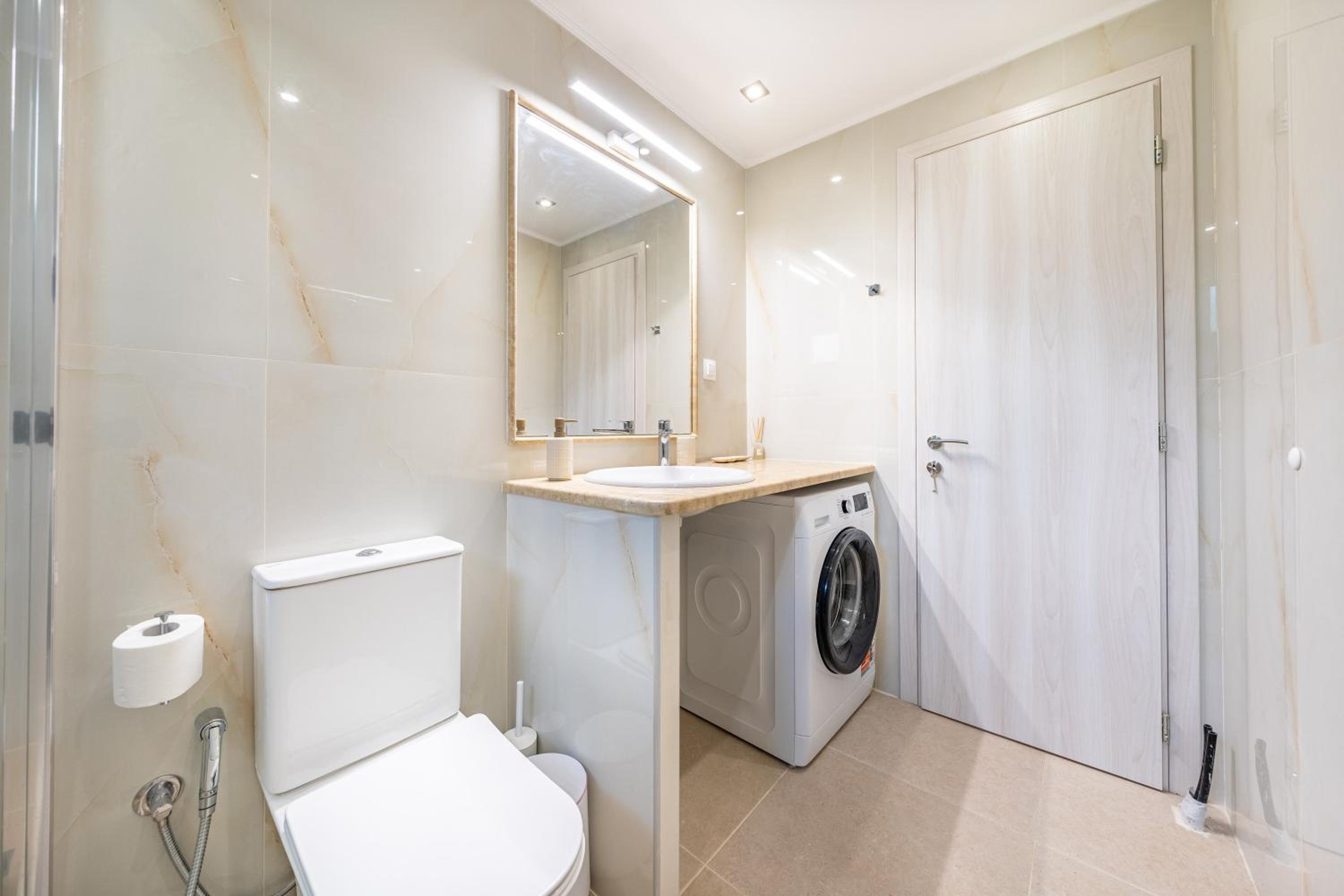 Luxury Suite in River view 2