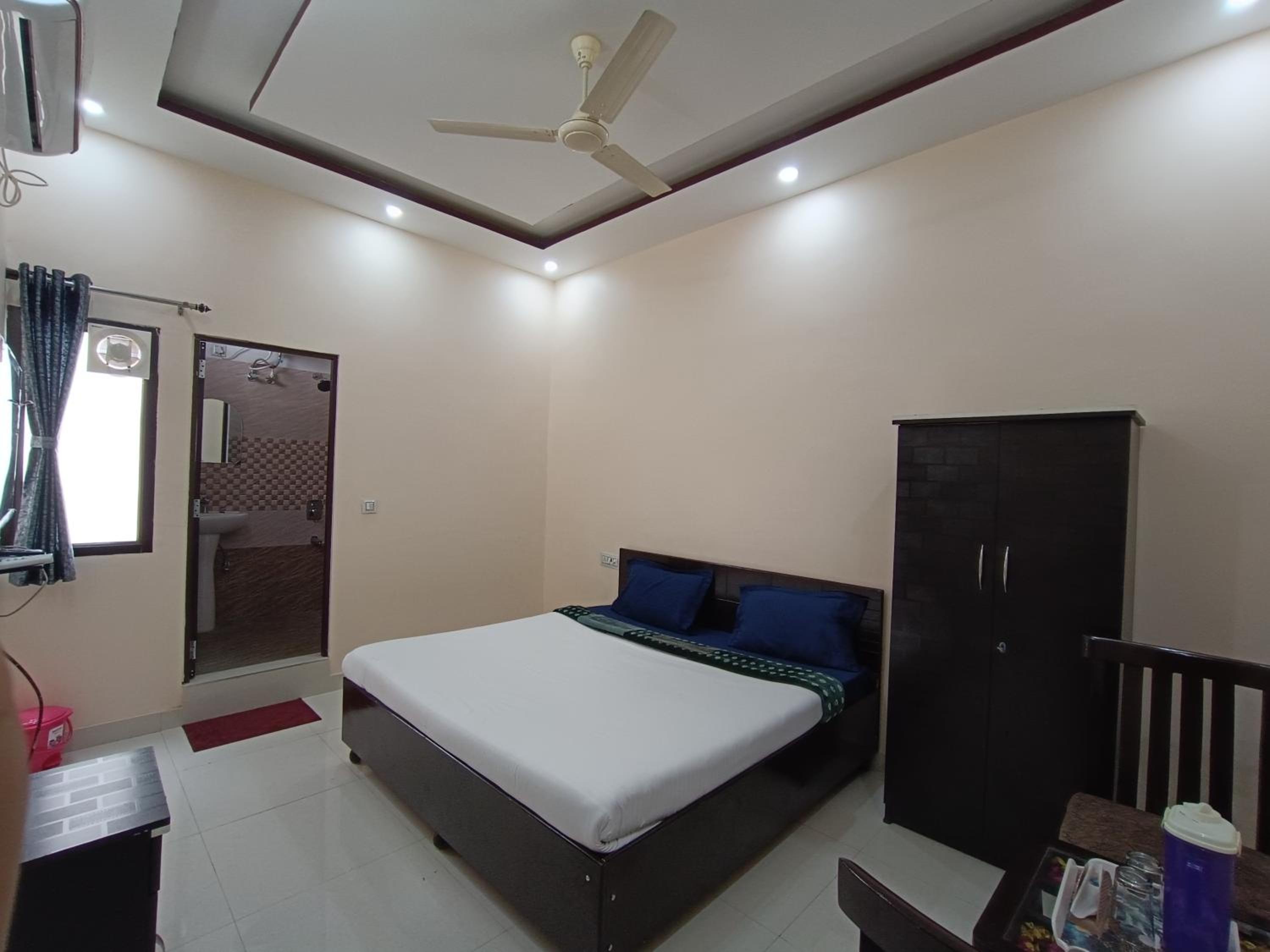 Hotel Mehra Inn view 4