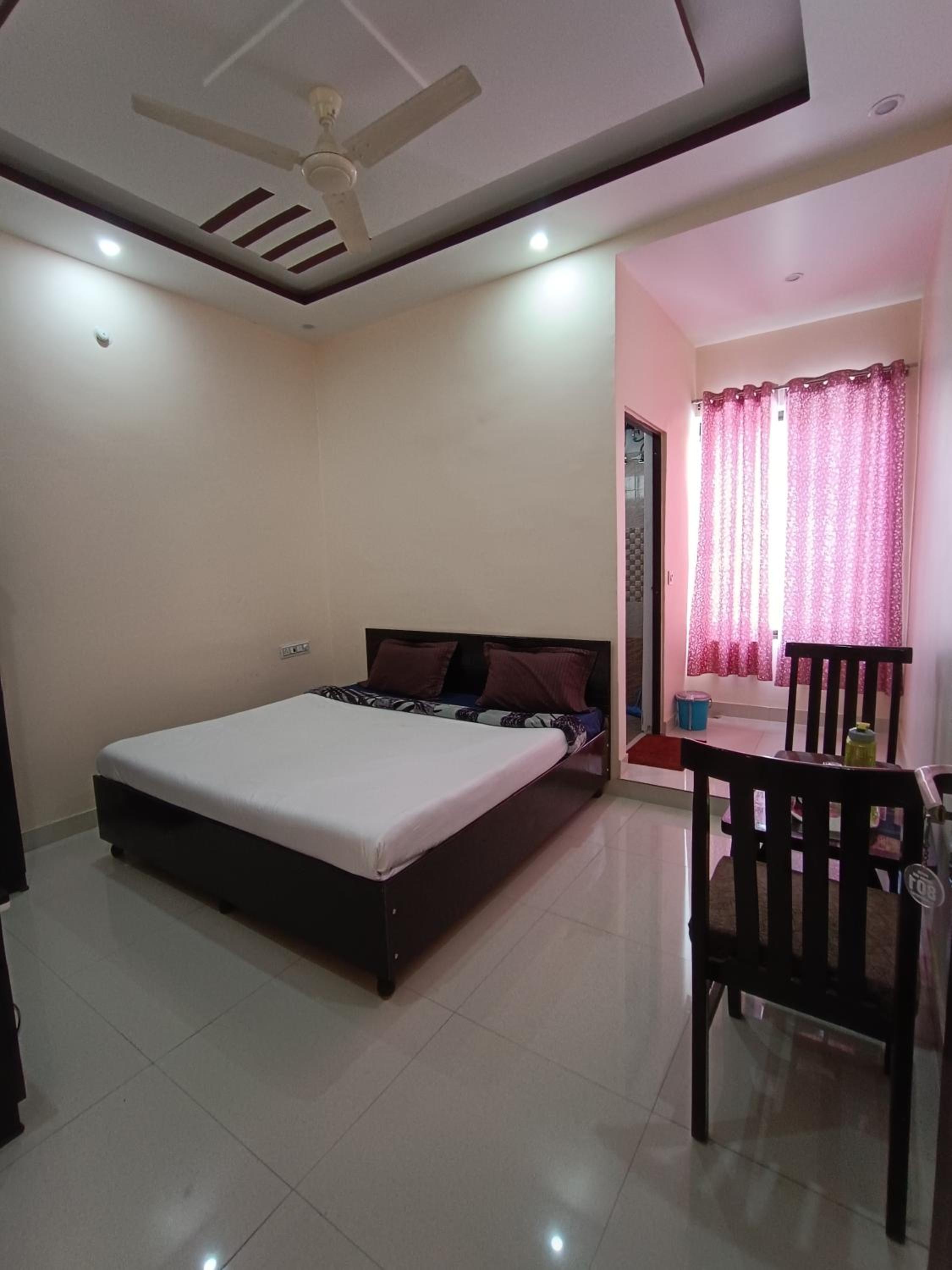 Hotel Mehra Inn view 5