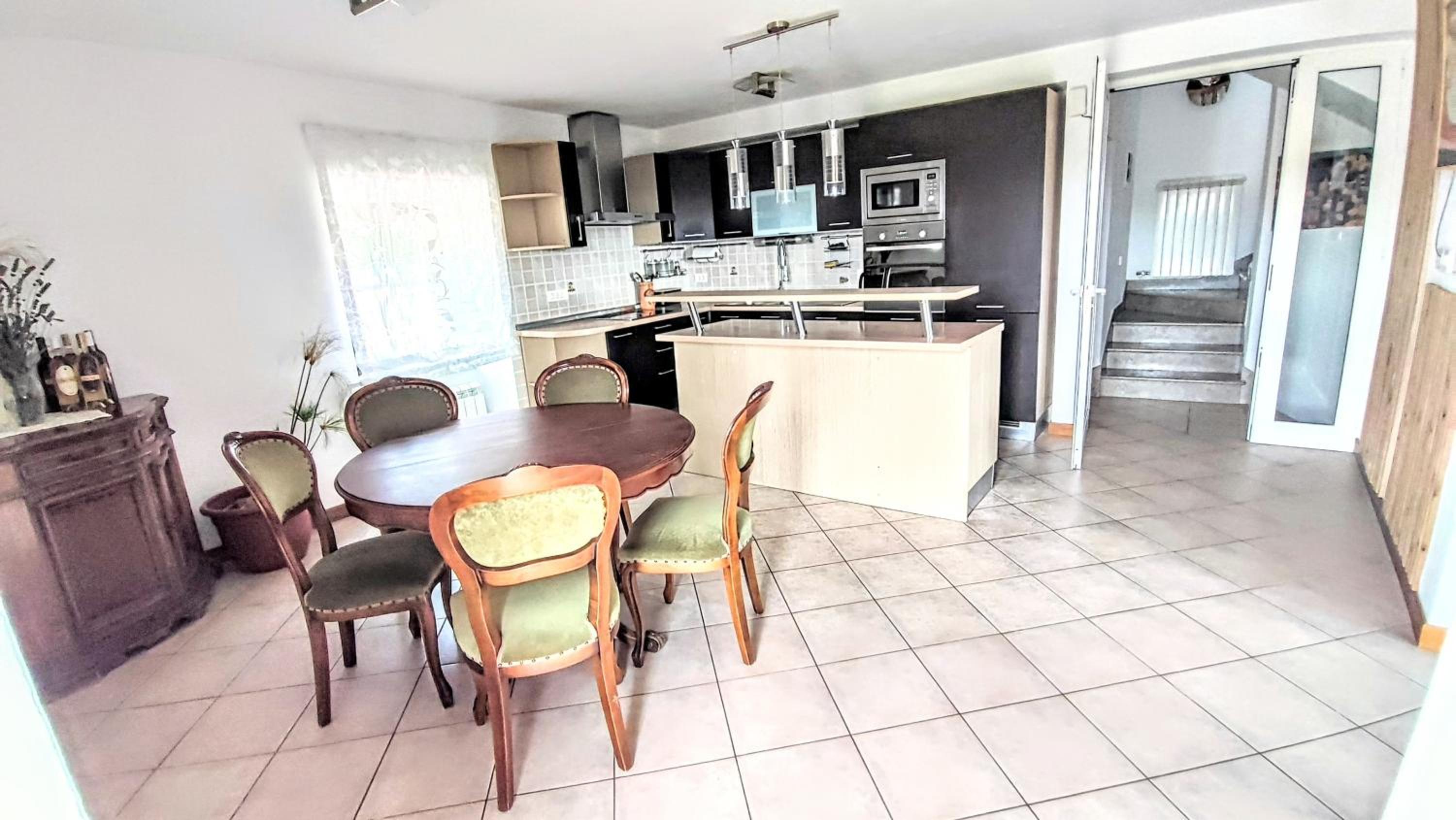 Appartman Casa Fermeglia with private jacuzzie and truffle hunting experience view 5