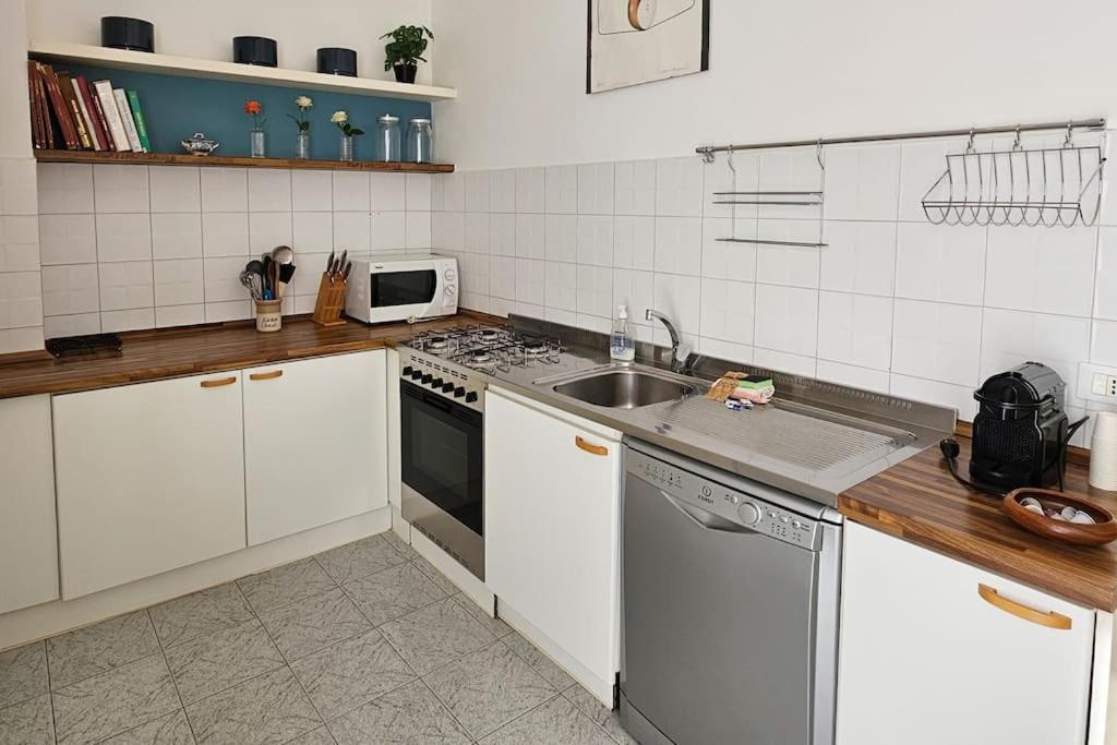 Corso Genova Apartment Urban Living in Milan