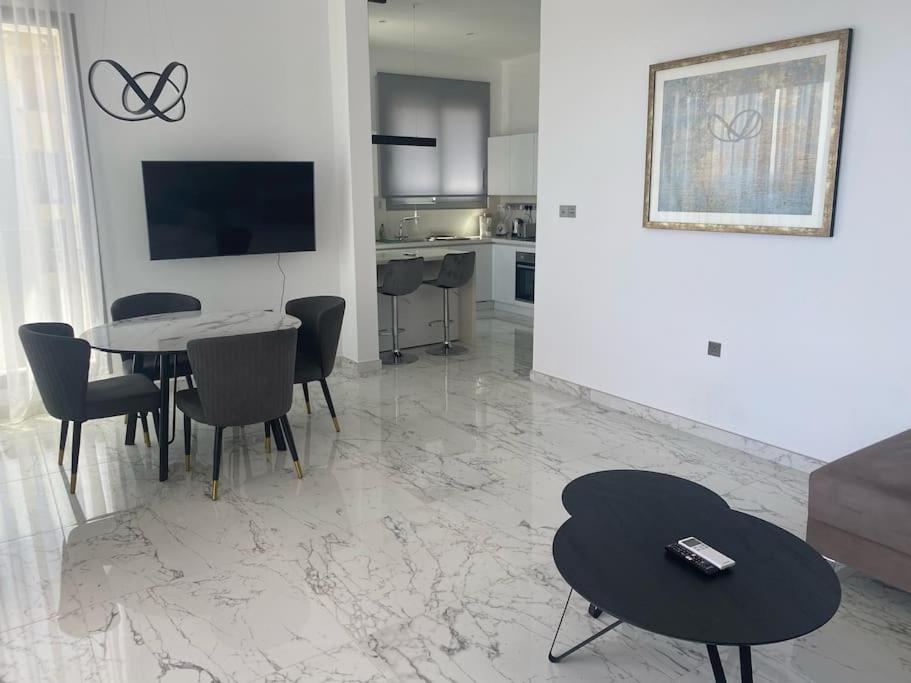 The Address -Beachfront 2 Bedroom Residence