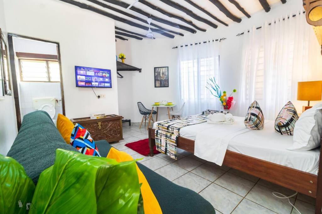 Ukunda Vacations - Southern cottages Studio - Property Image 1