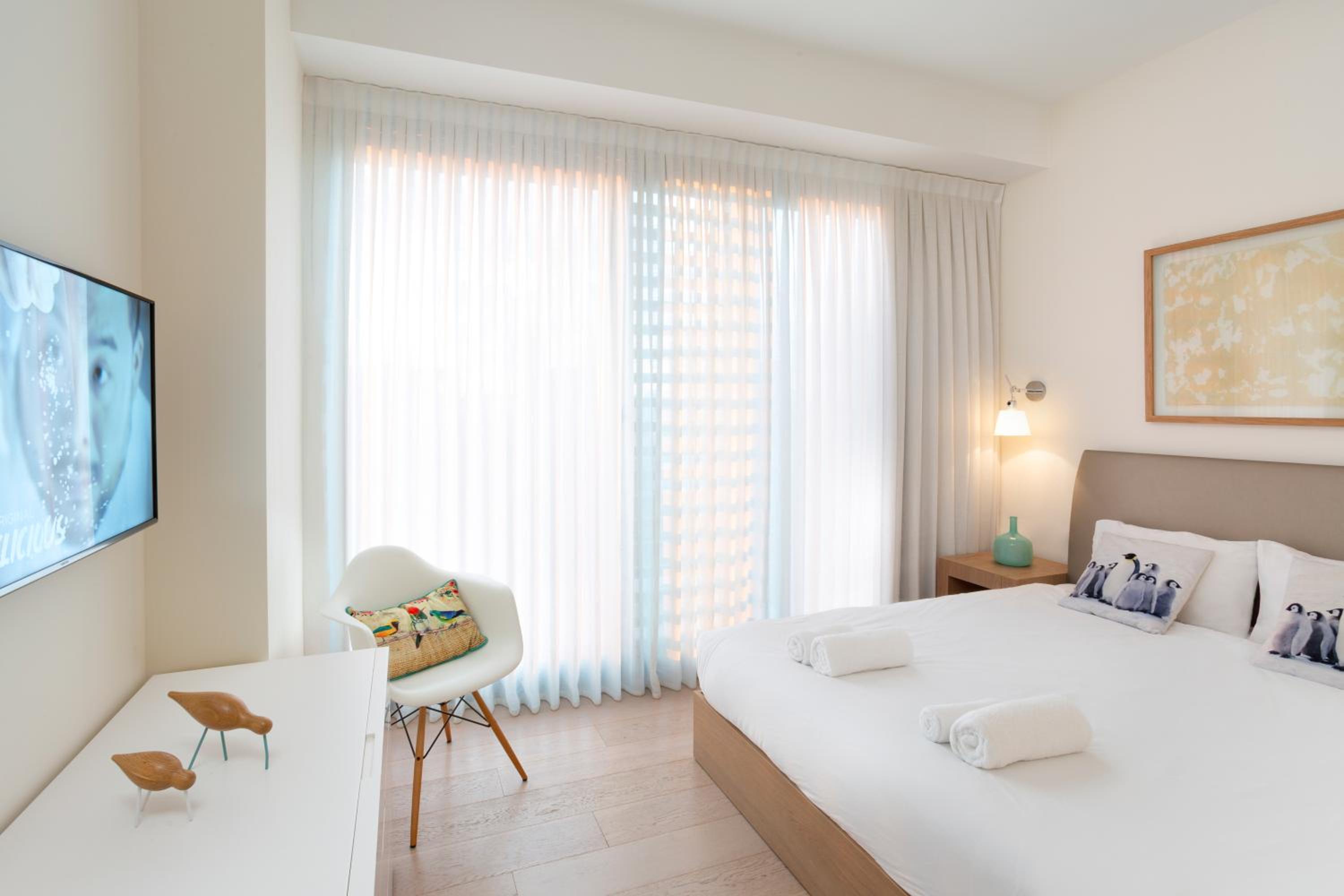 Chic White City 1BR in Neve Tsedek by HolyGuest view 3
