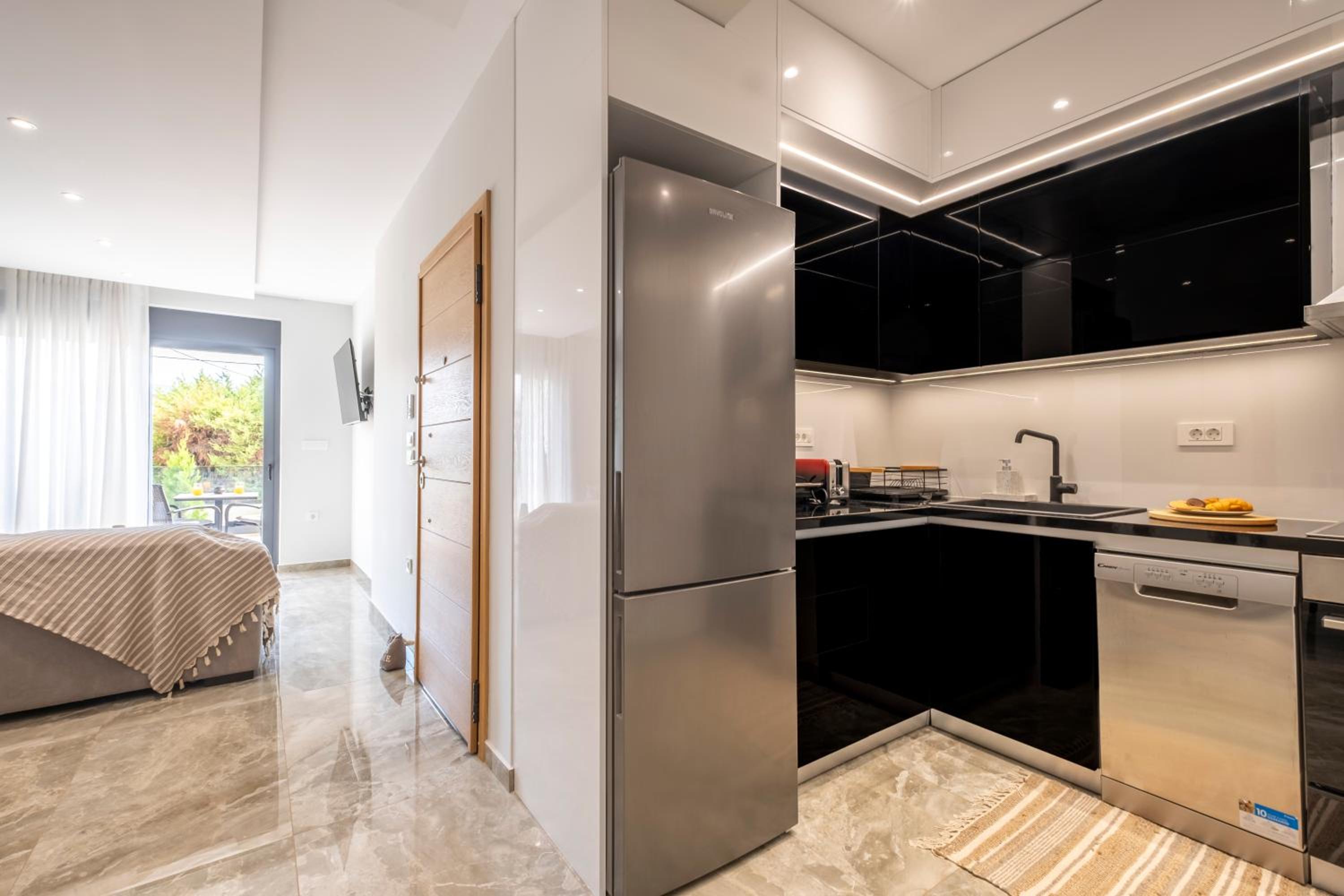 Orion Luxury Apartments view 4