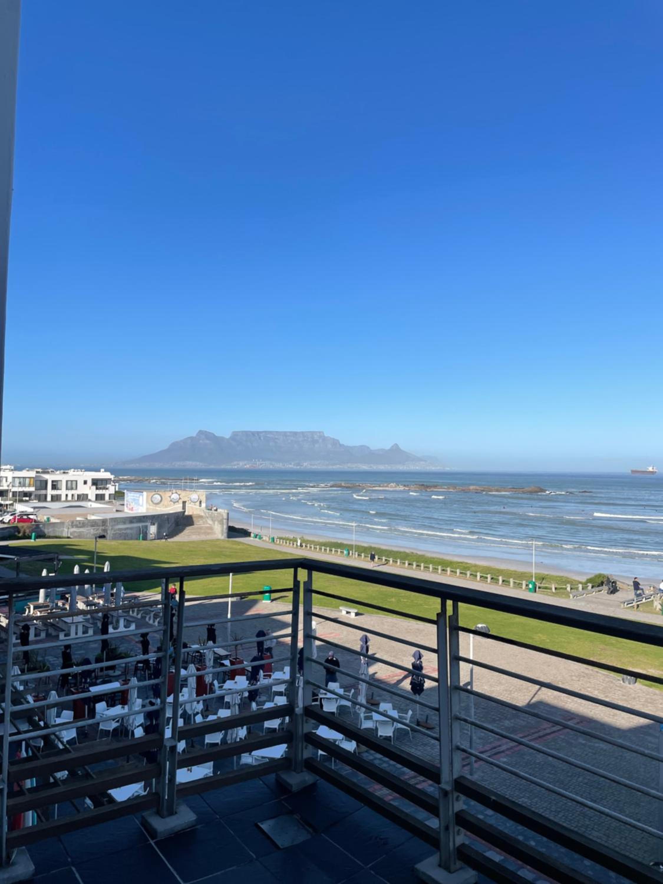 Bloubergstrand Oceanview Escape