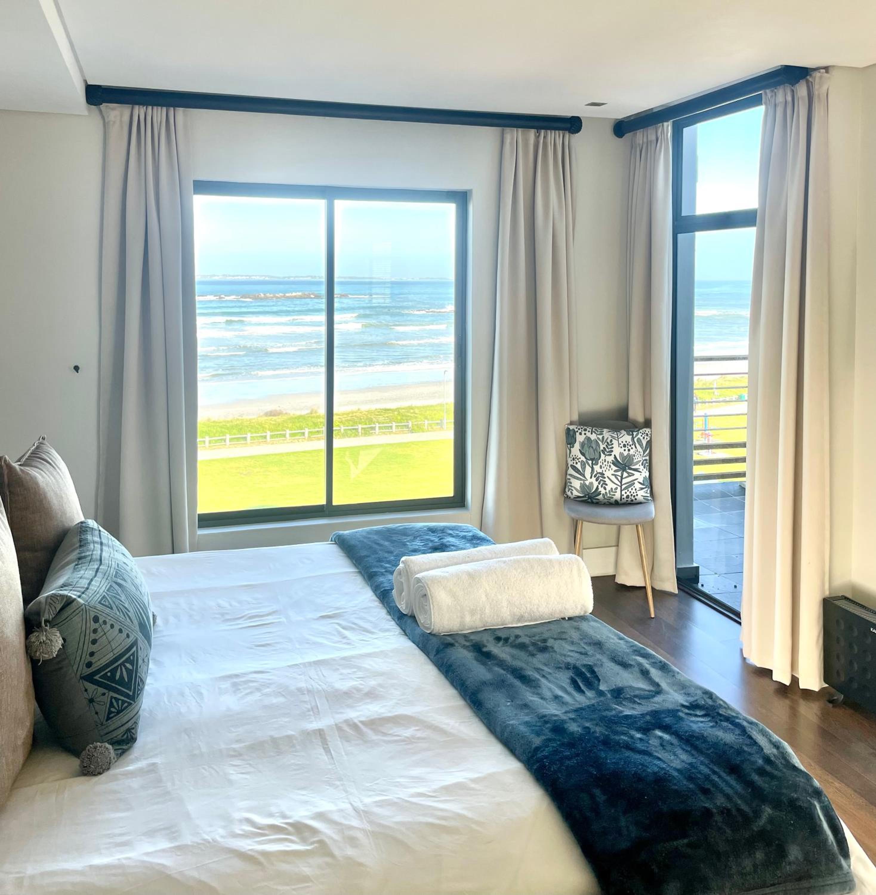 Bloubergstrand Oceanview Escape