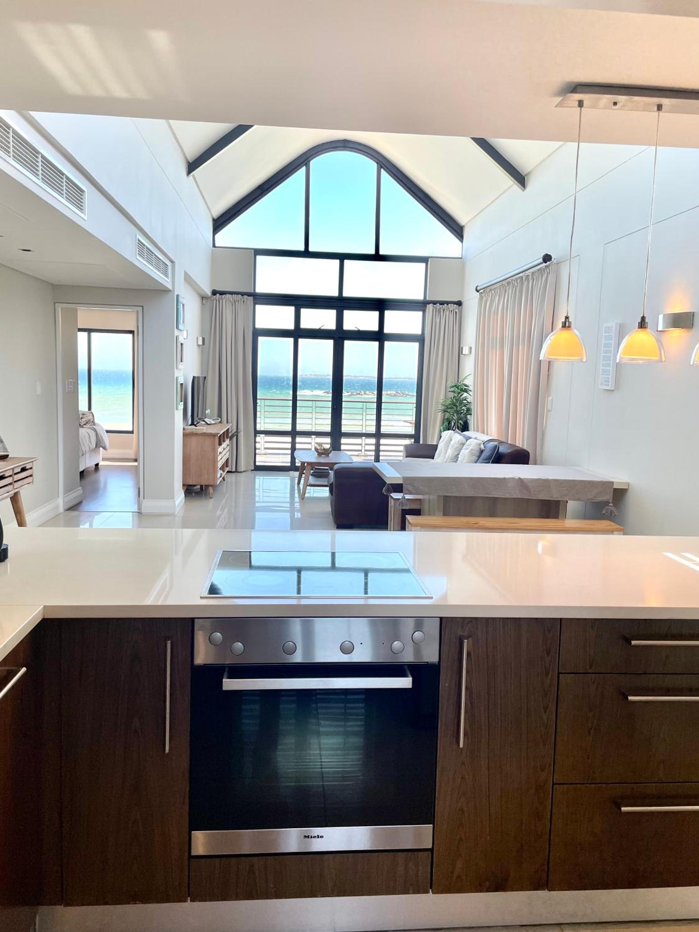 Bloubergstrand Oceanview Escape