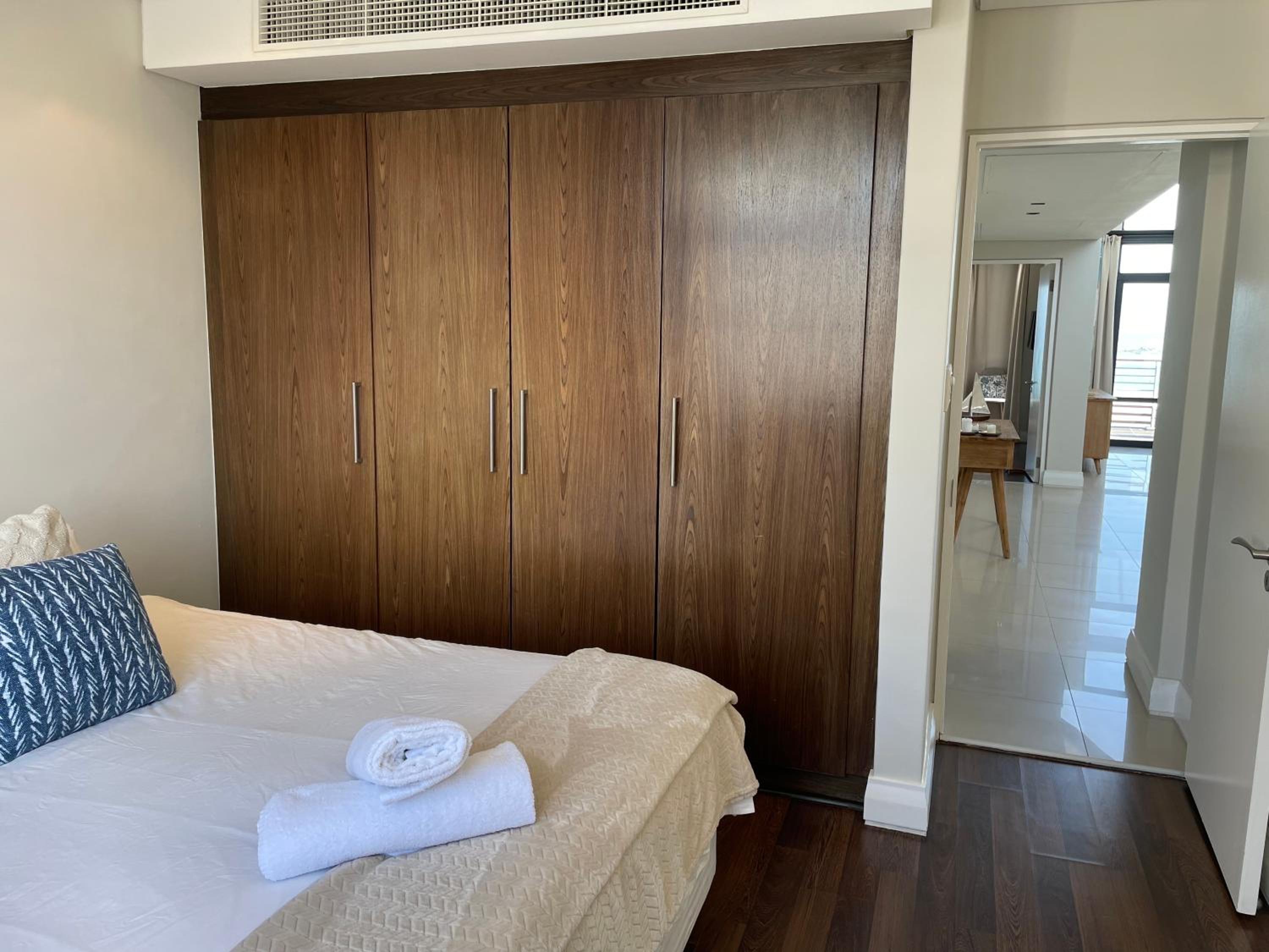 Bloubergstrand Oceanview Escape