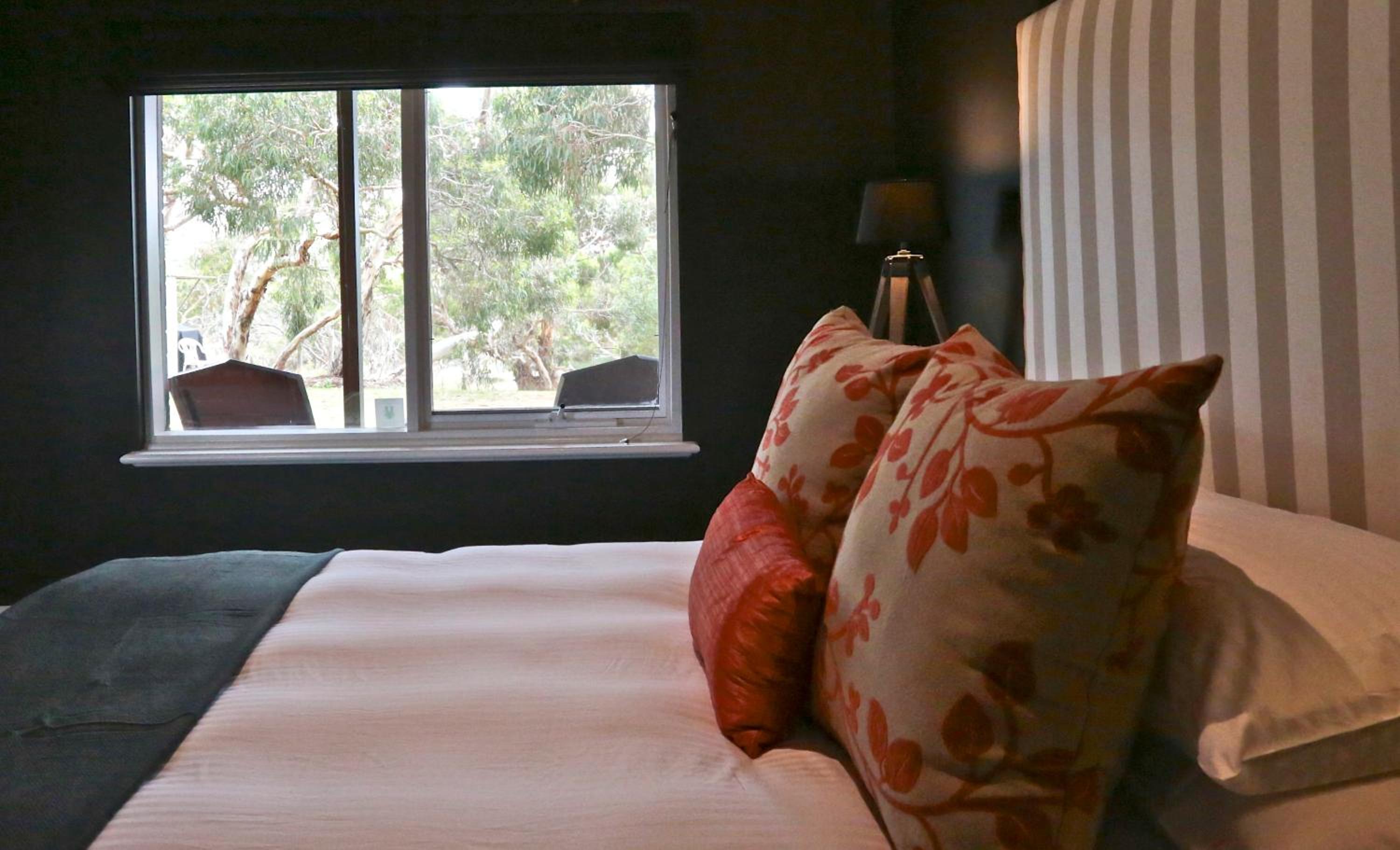 One Paddock Currency Creek Winery Villas