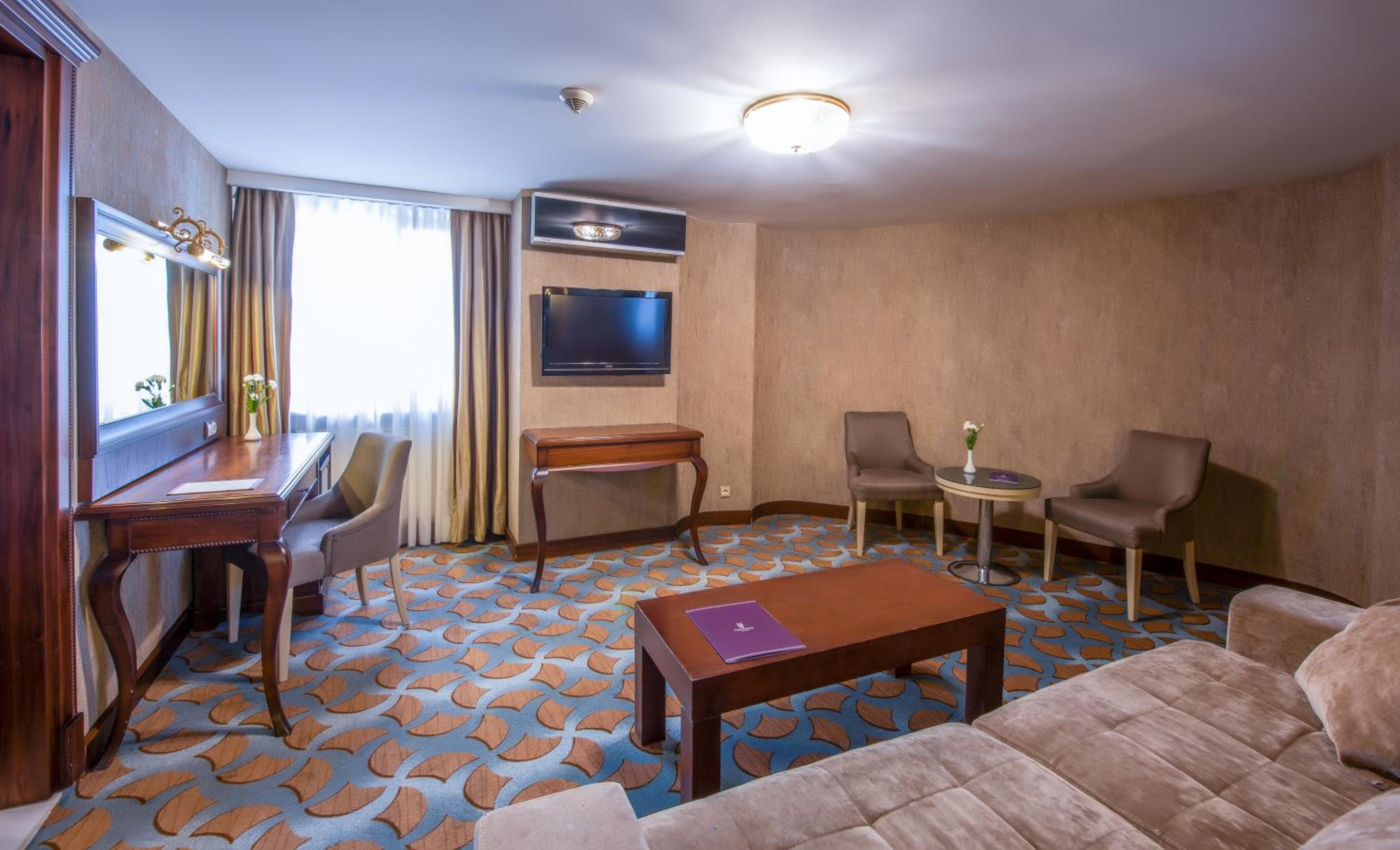 Amethyst Hotel - Image 55