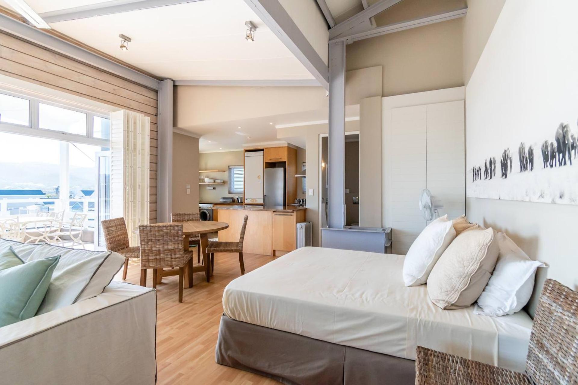 Vibey Modern Apartment view 5
