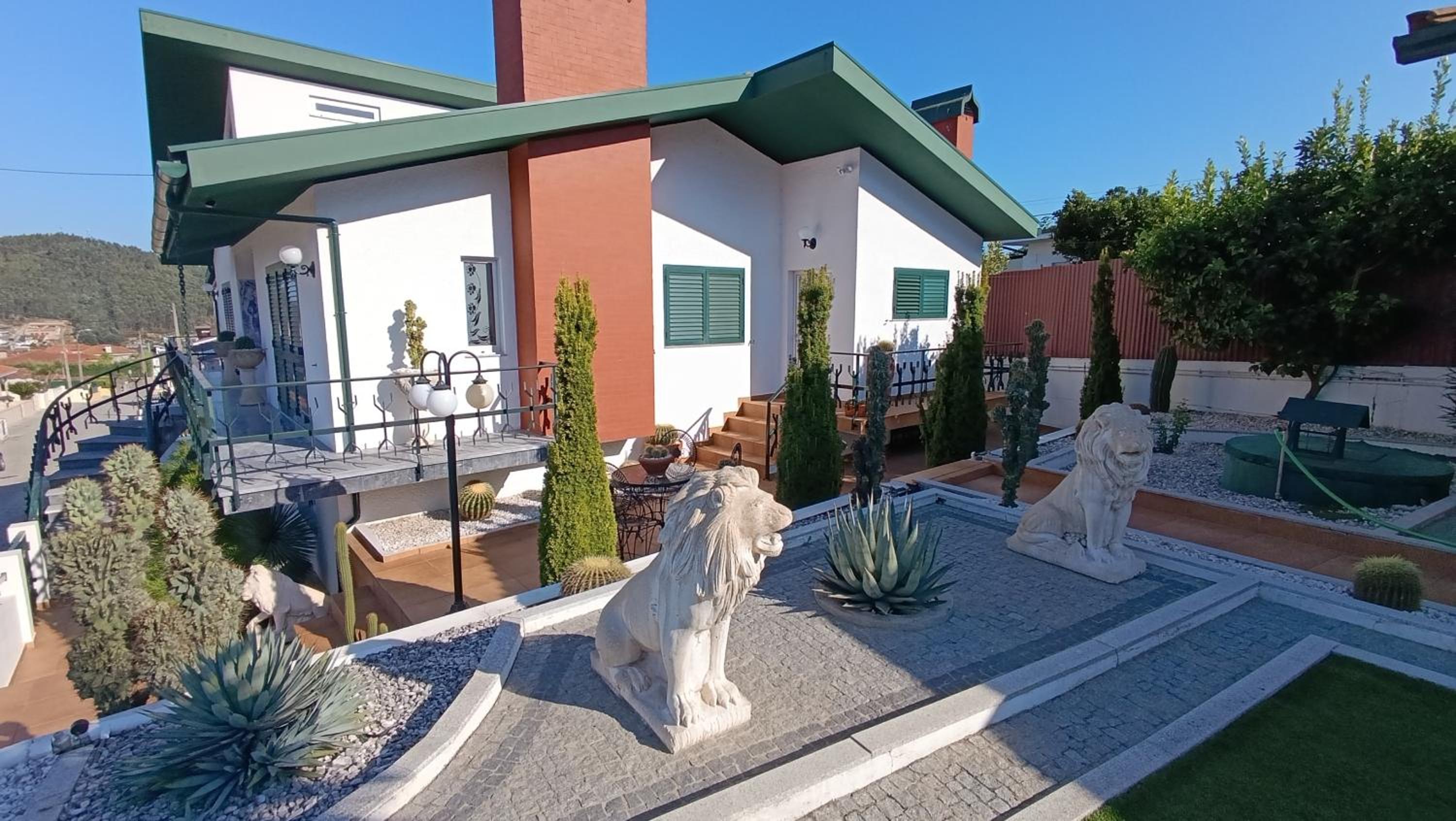 Orion Guest Villa Casais