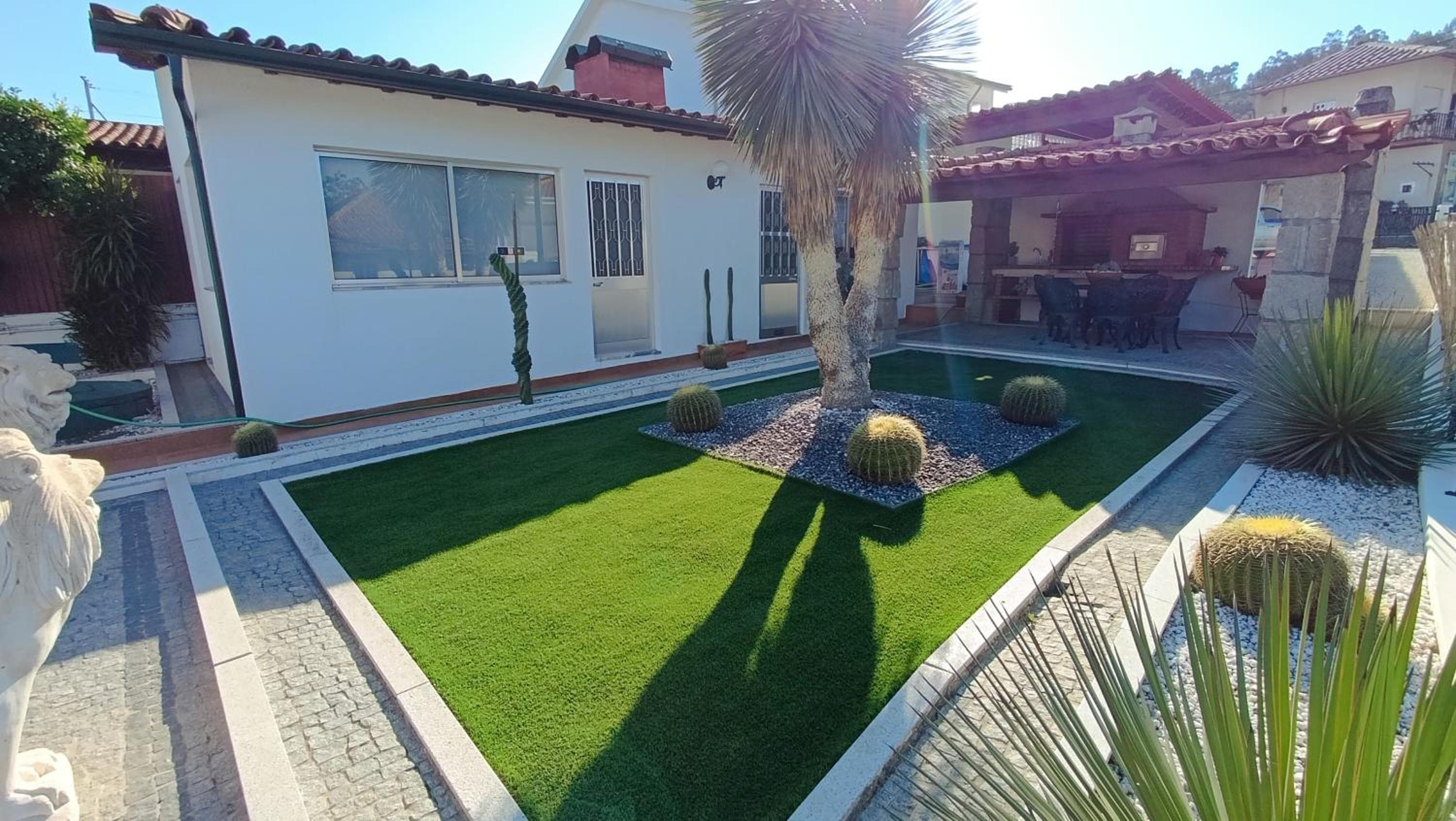 Orion Guest Villa Casais
