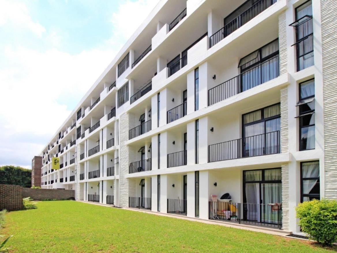 The solo-Two bed upmarket unit