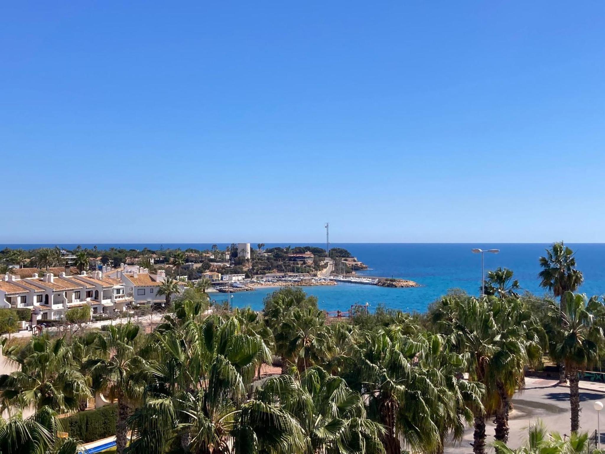 Modern penthouse with sea view Cabo Roig