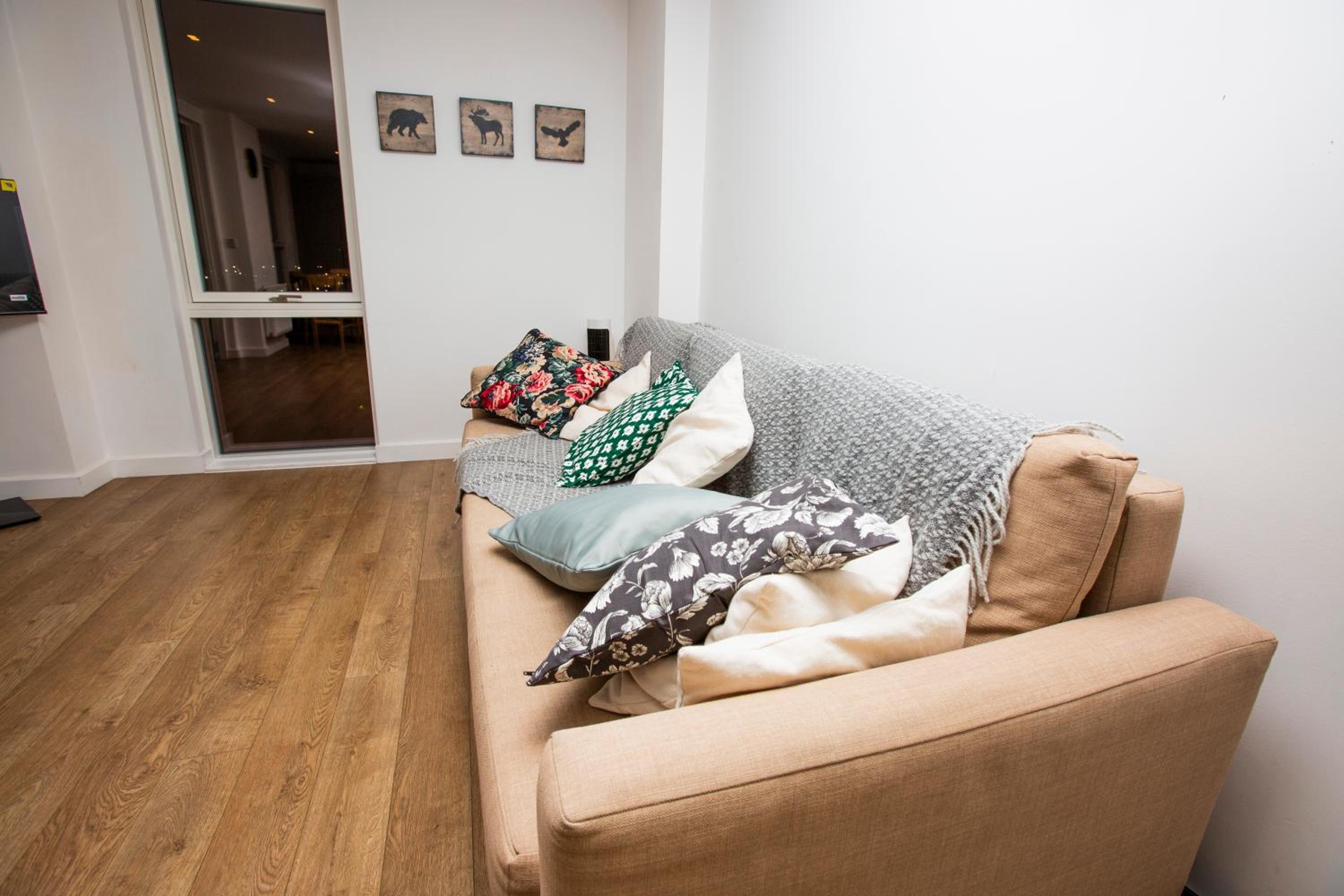 Waterfront- London Greenwich o2 Arena 2 Bed Flat