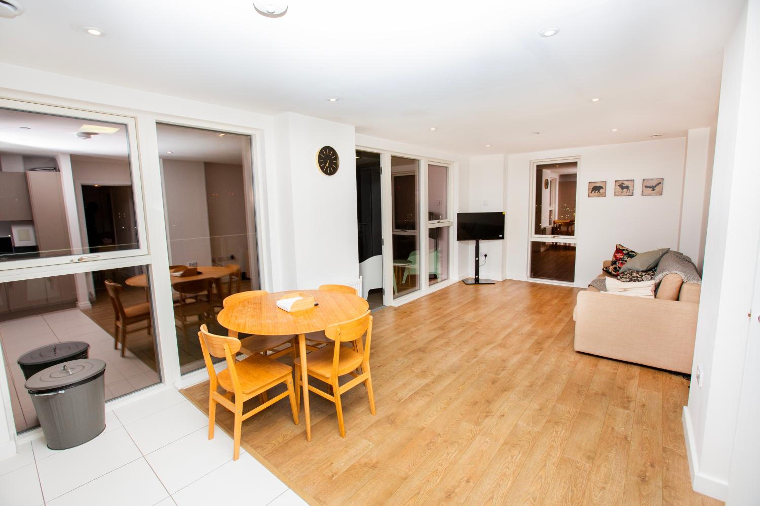 Waterfront- London Greenwich o2 Arena 2 Bed Flat