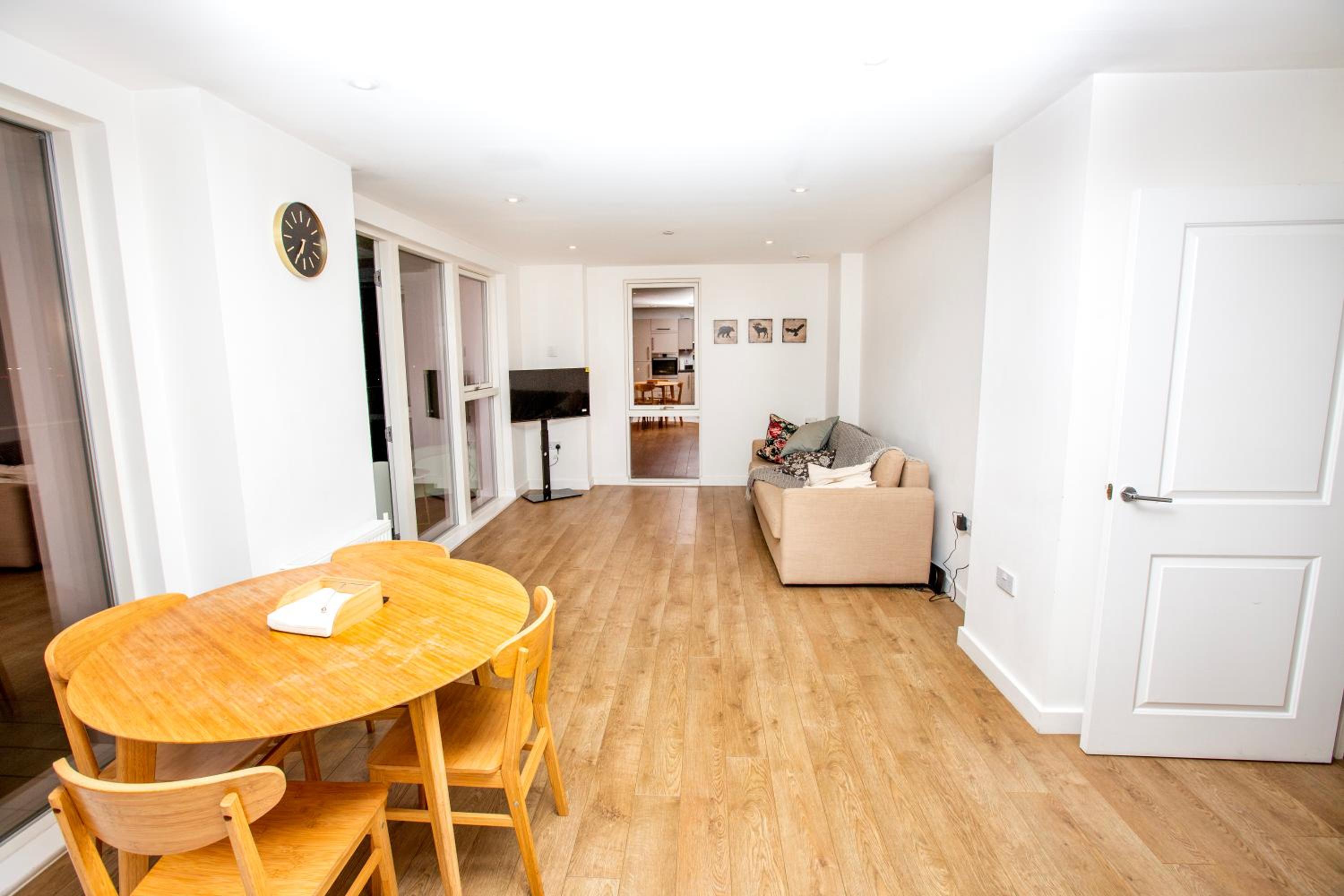 Waterfront- London Greenwich o2 Arena 2 Bed Flat