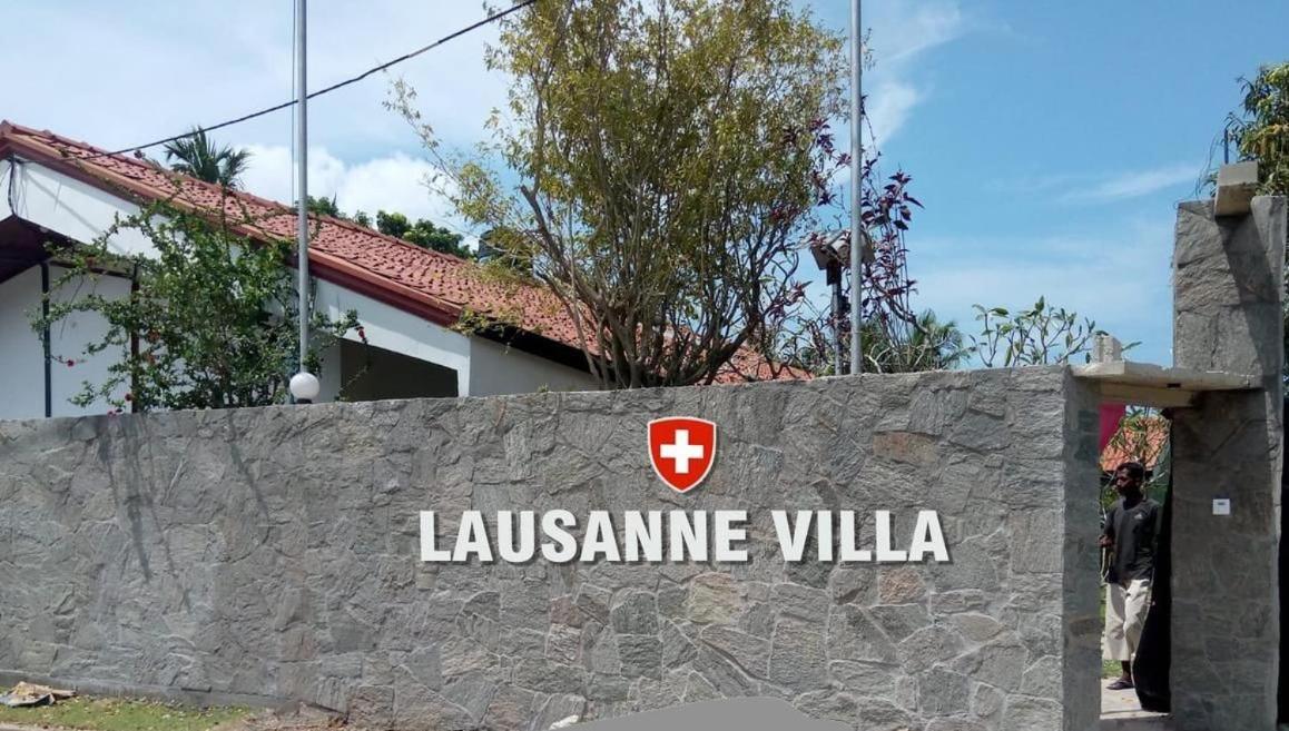 Chambre VIP dans villa avec piscine et jardin