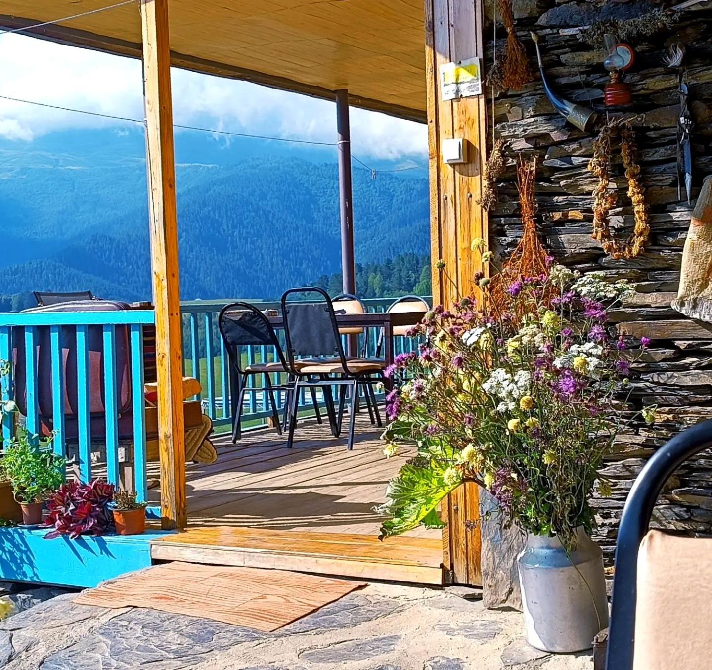 Nadiani Hostel