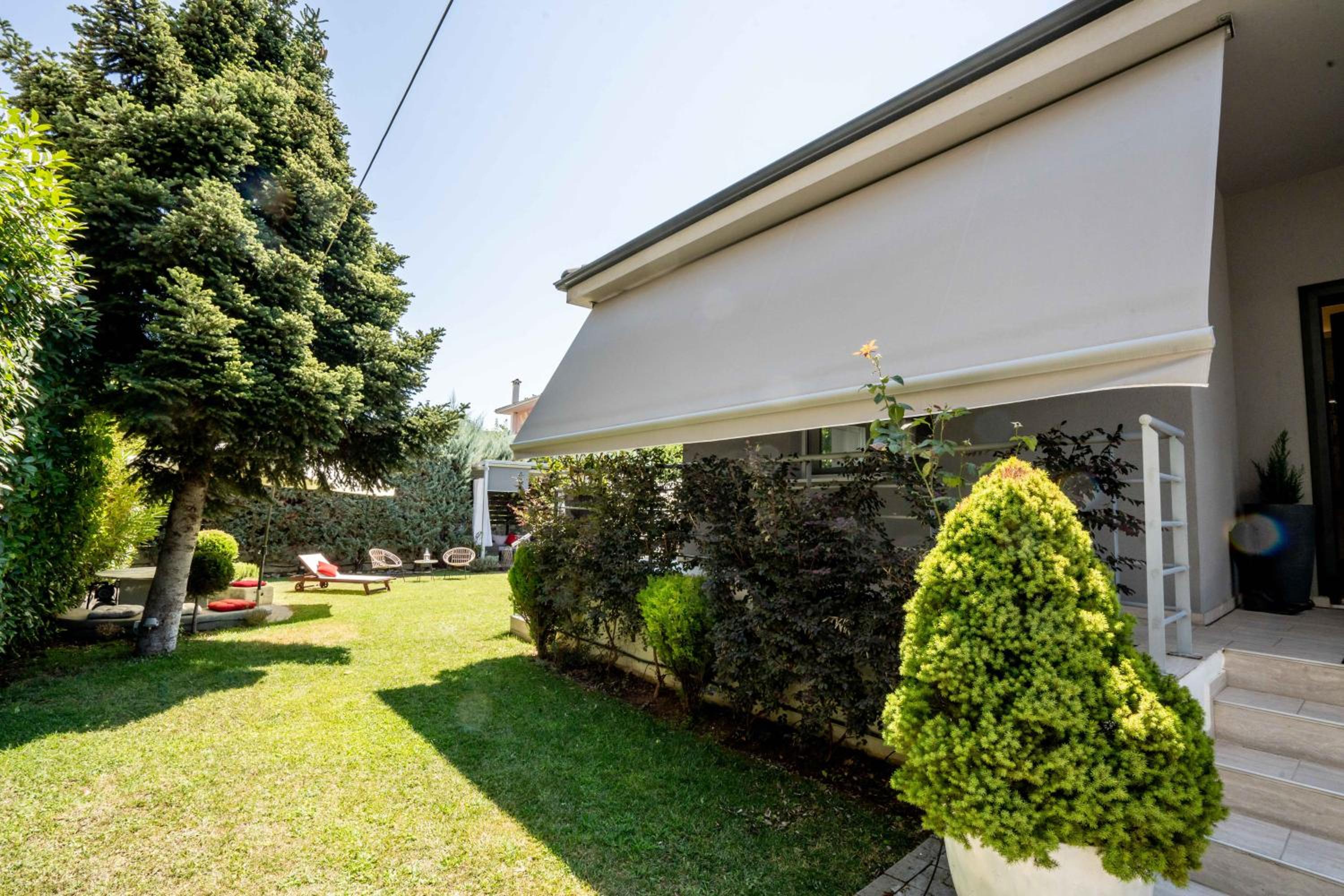 Hidden Garden Exquisite Villa