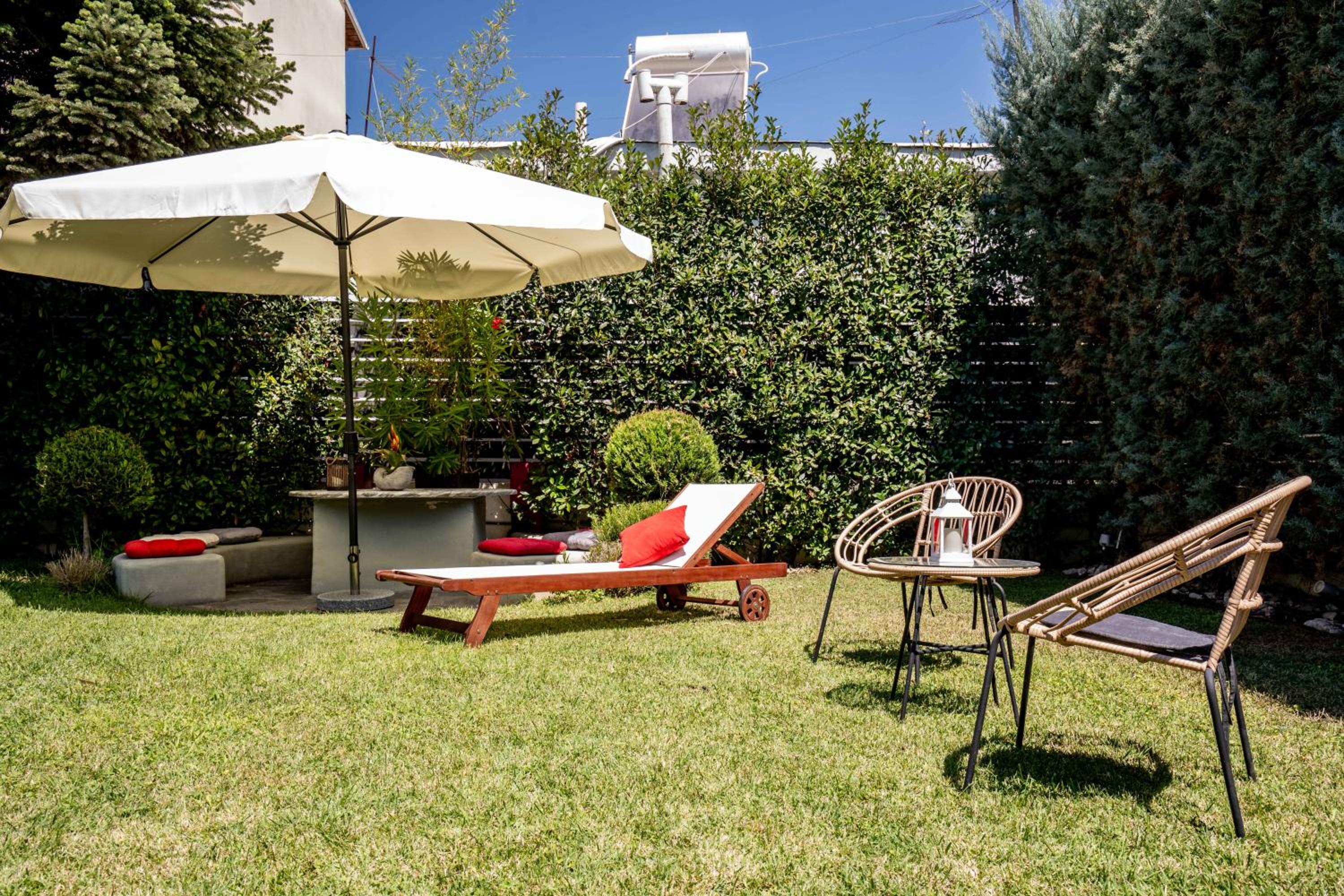 Hidden Garden Exquisite Villa