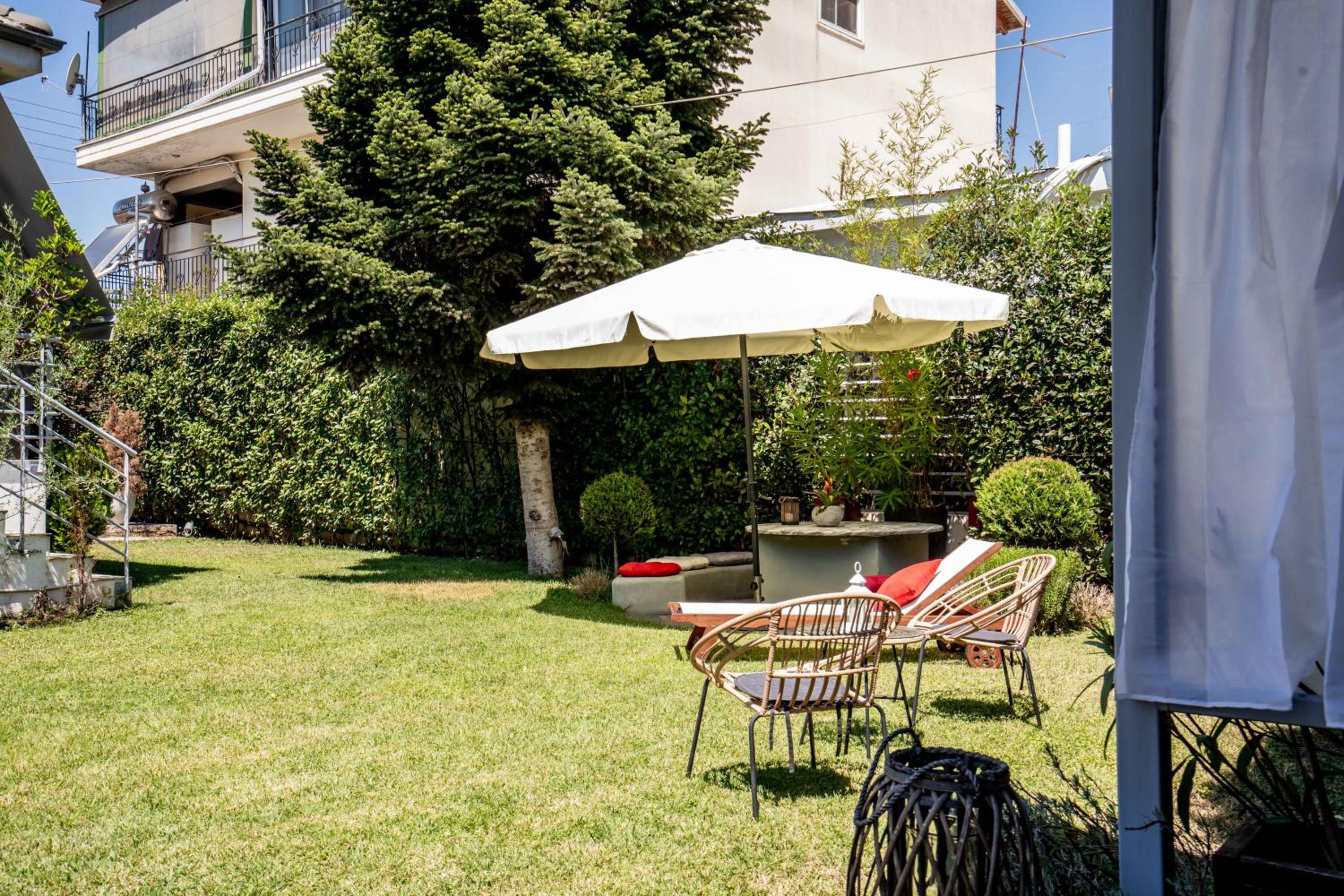 Hidden Garden Exquisite Villa