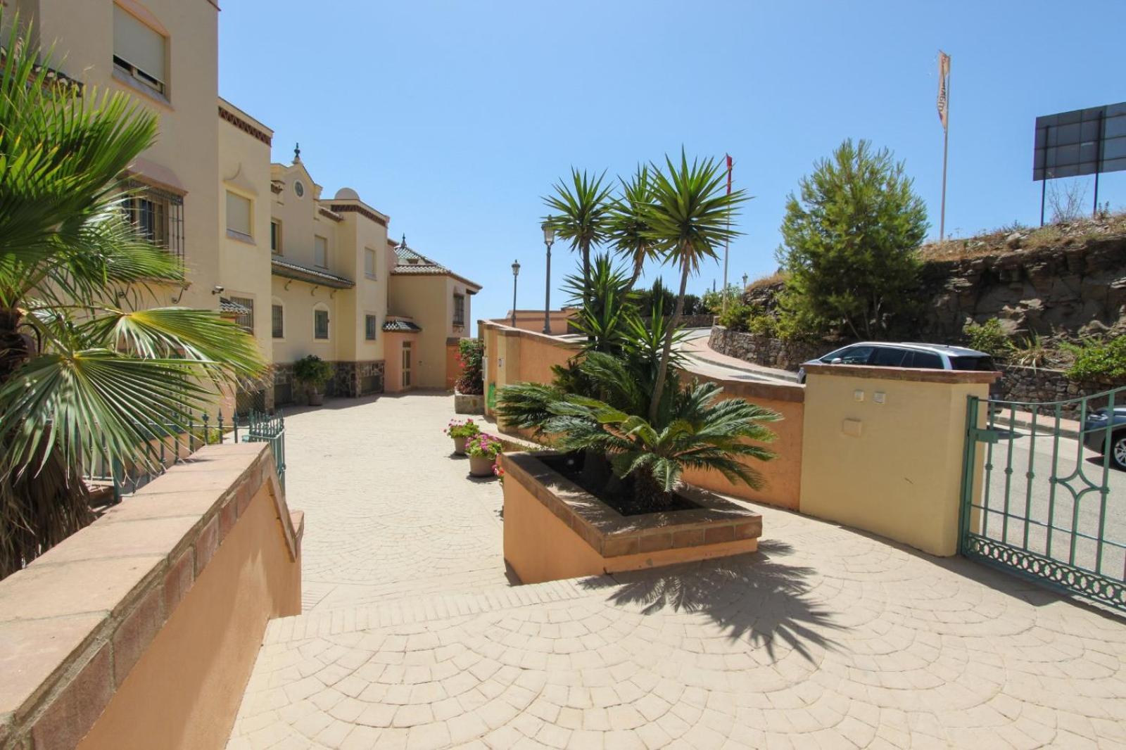 Apartamento Altos de Tamango con vistas y pisicina