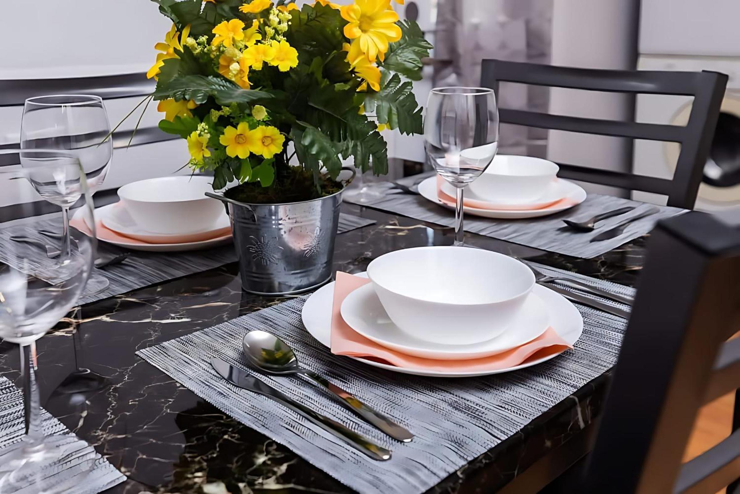 Pet-friendly Apartment - Steps to Rideau Centre
