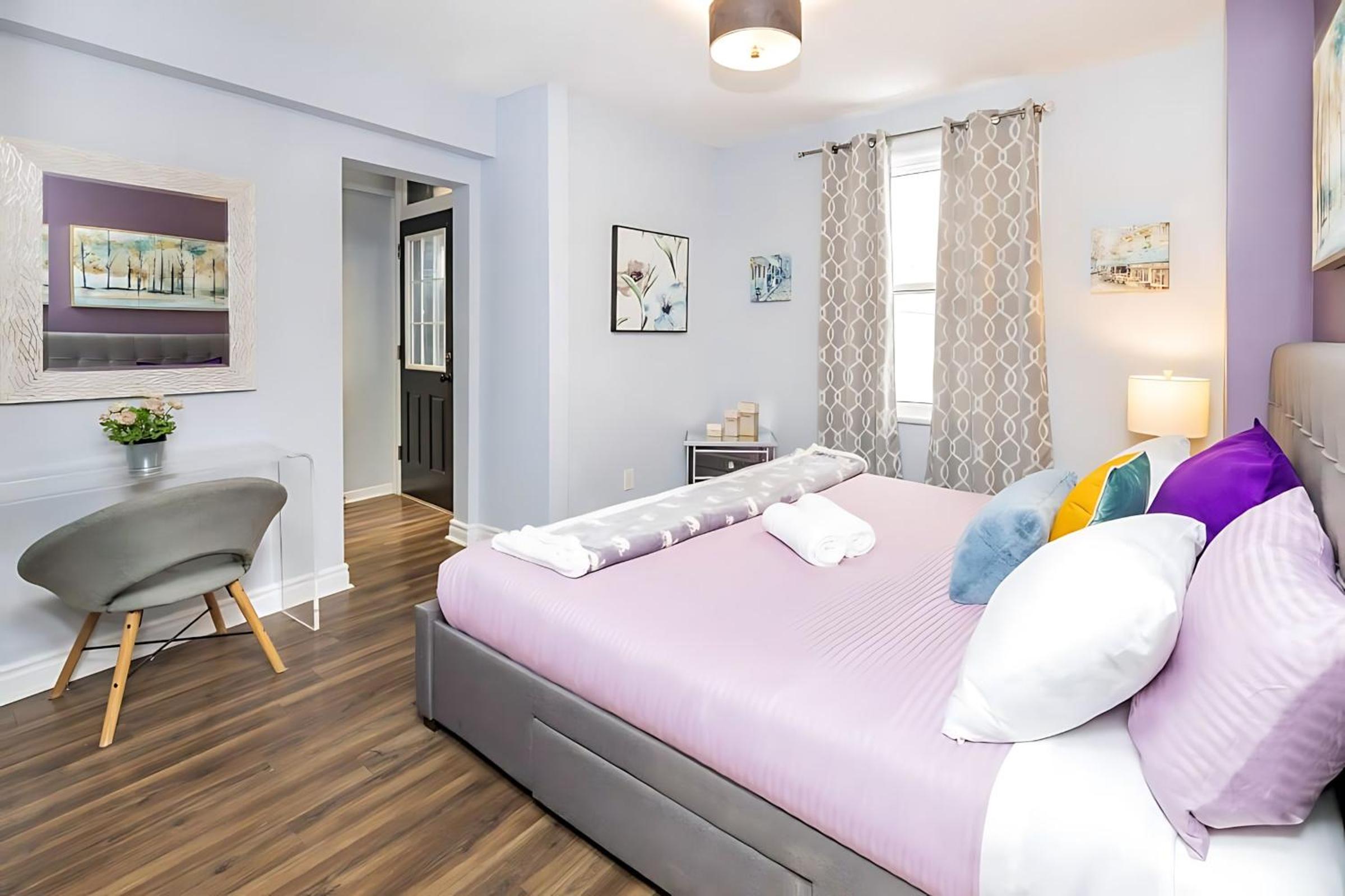 Pet Friendly - 1BR Newly Renovated Apartment
