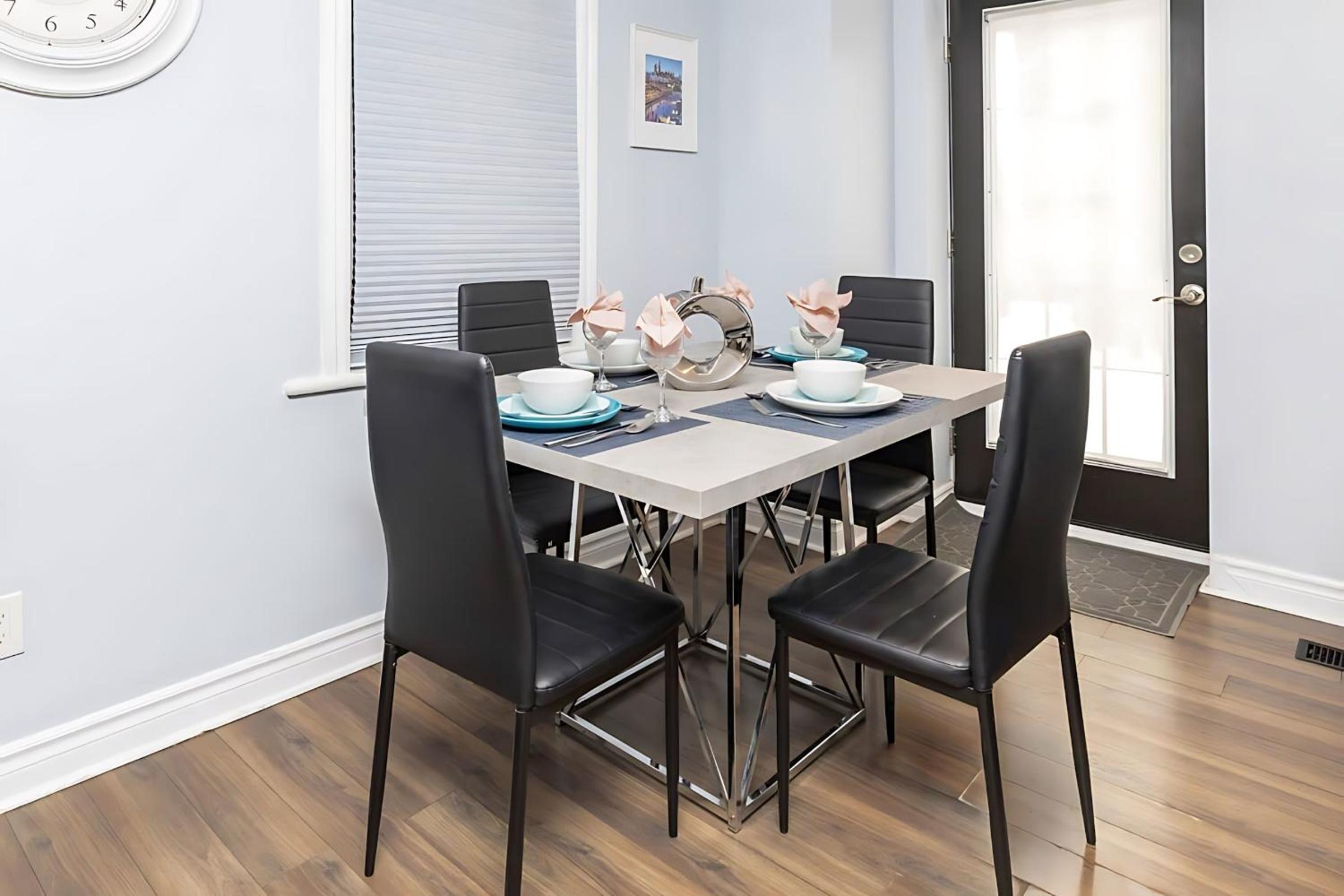 Pet Friendly - 1BR Newly Renovated Apartment
