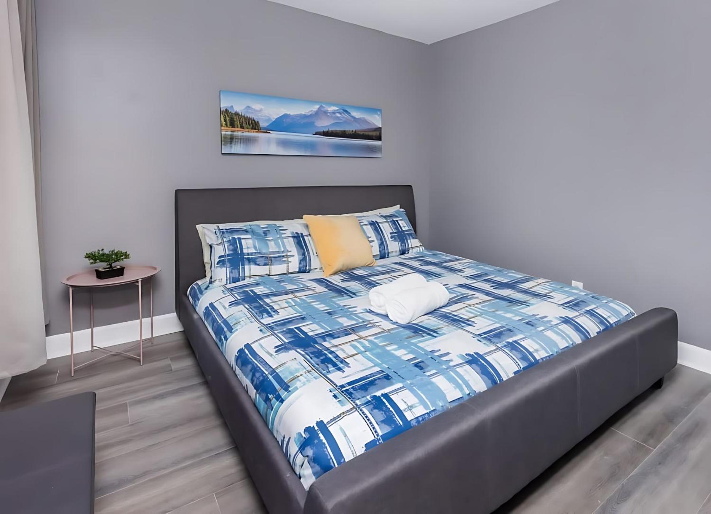 Pet-Friendly - Near University & Byward Market