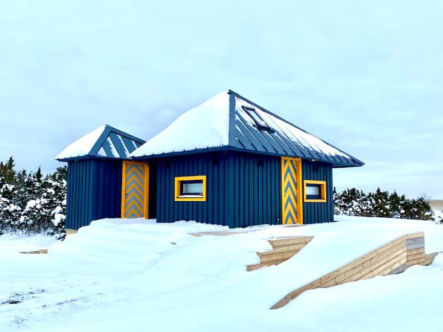 Japandi Guesthouse in Muhu