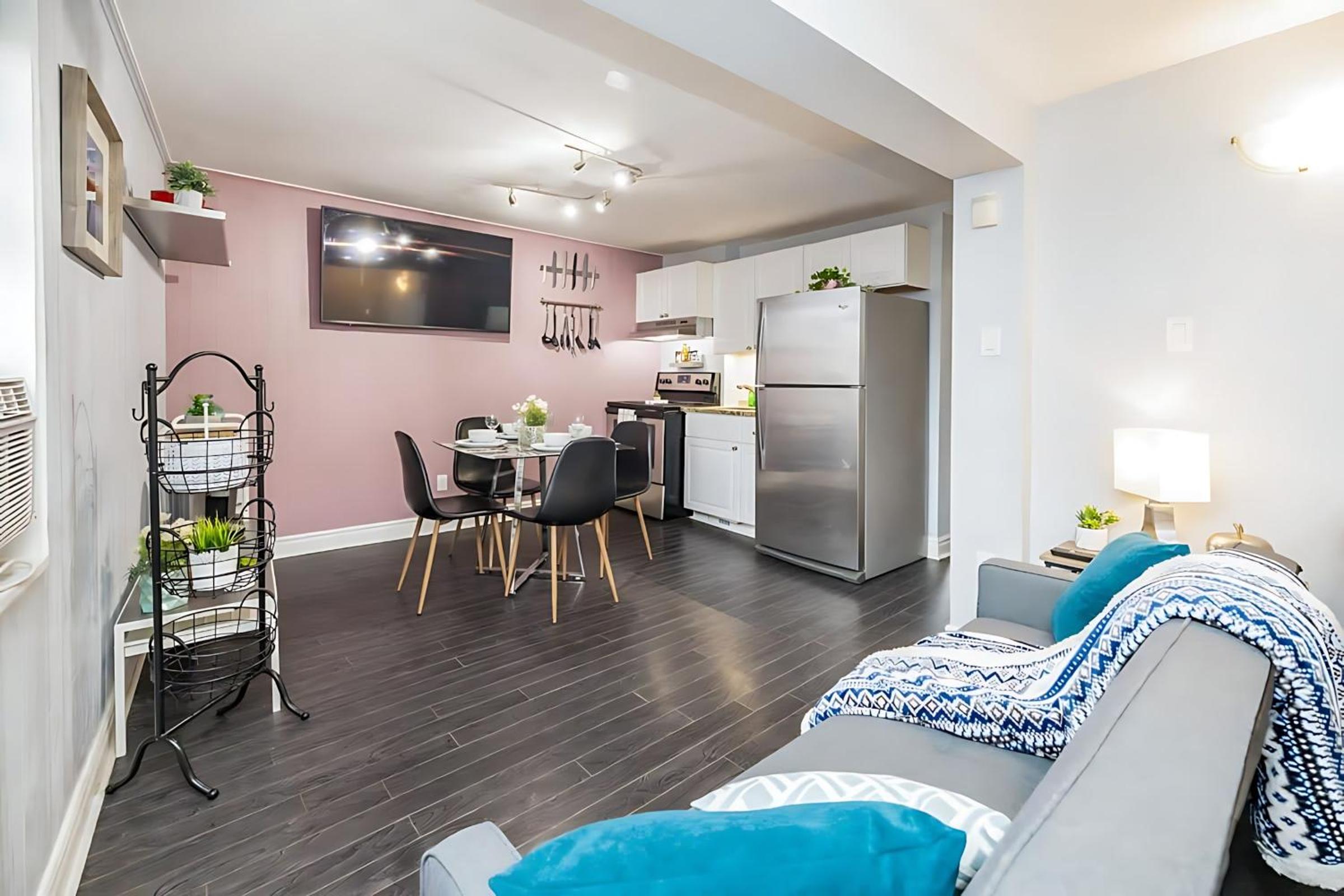 Cozy 2BR Condo - with Private Rooftop Terrace
