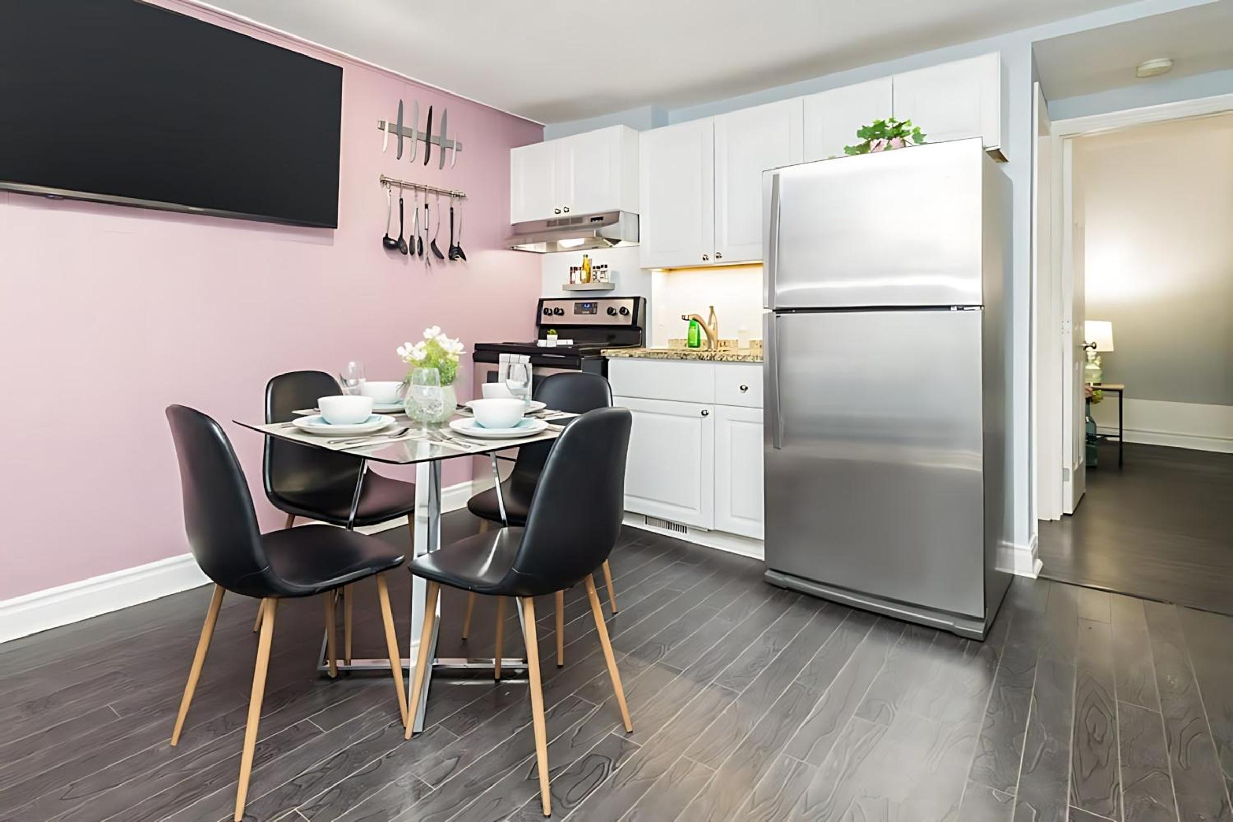 Cozy 2BR Condo - with Private Rooftop Terrace