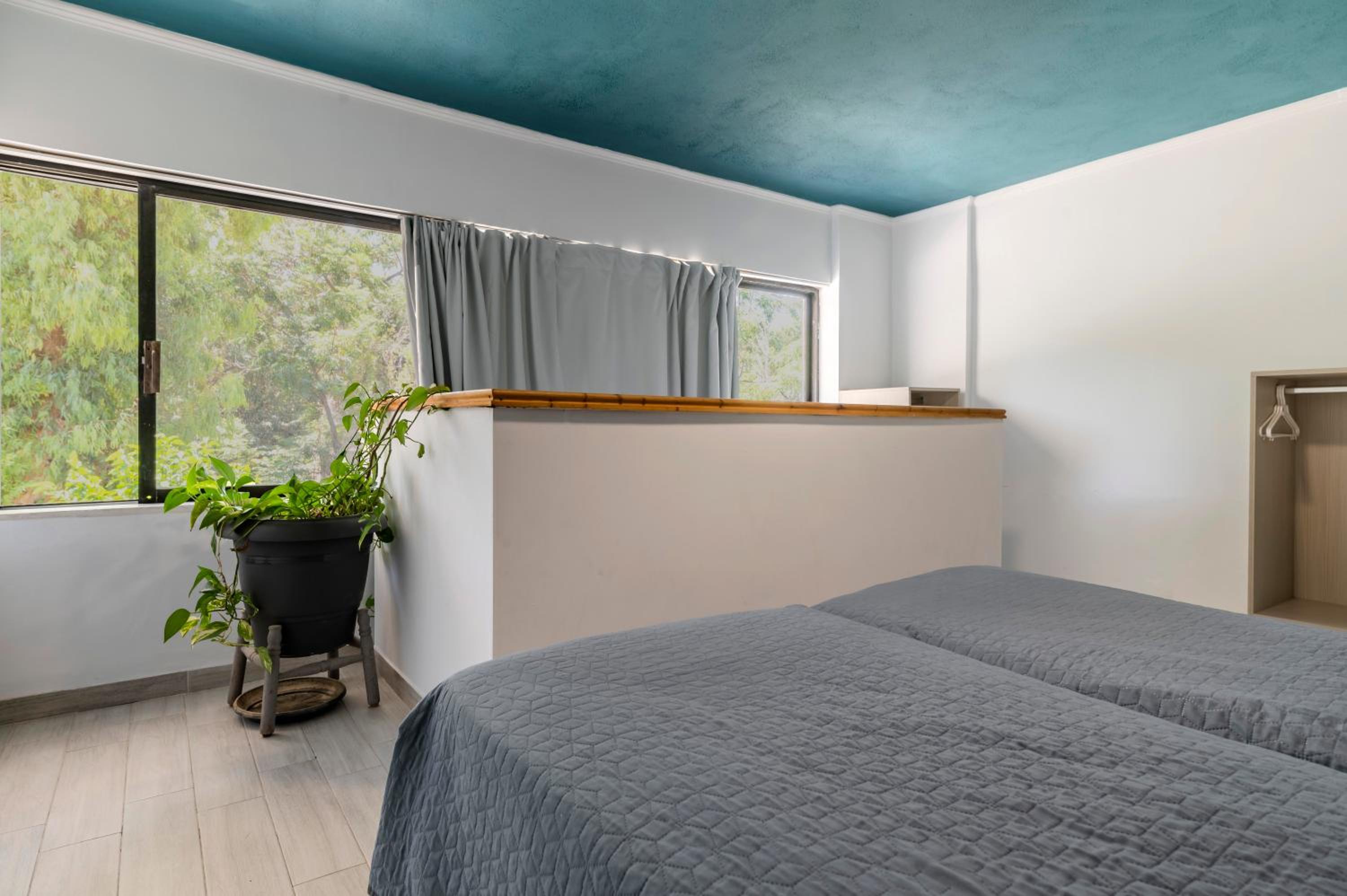 Lefka Hotel & Apartments