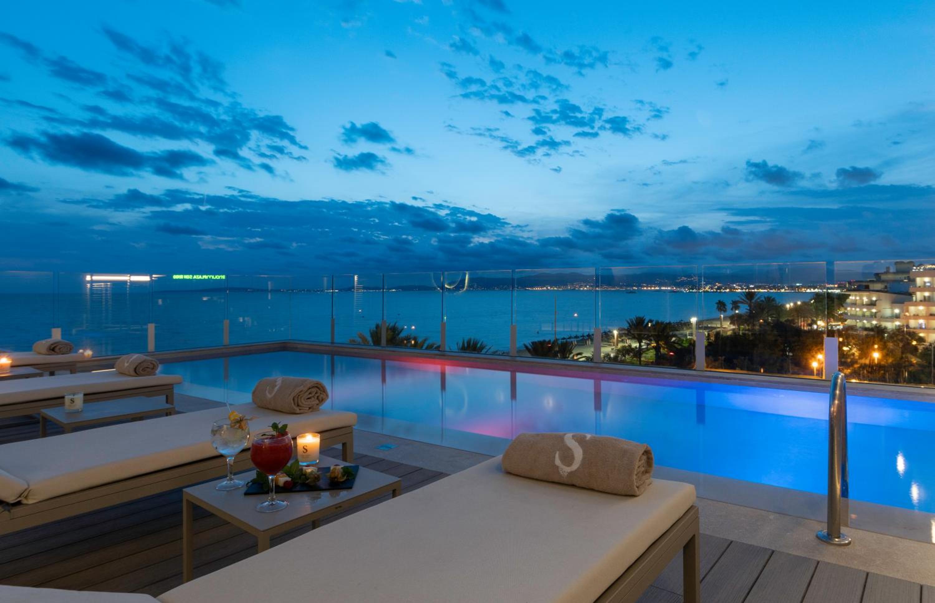 Pure Salt Residences