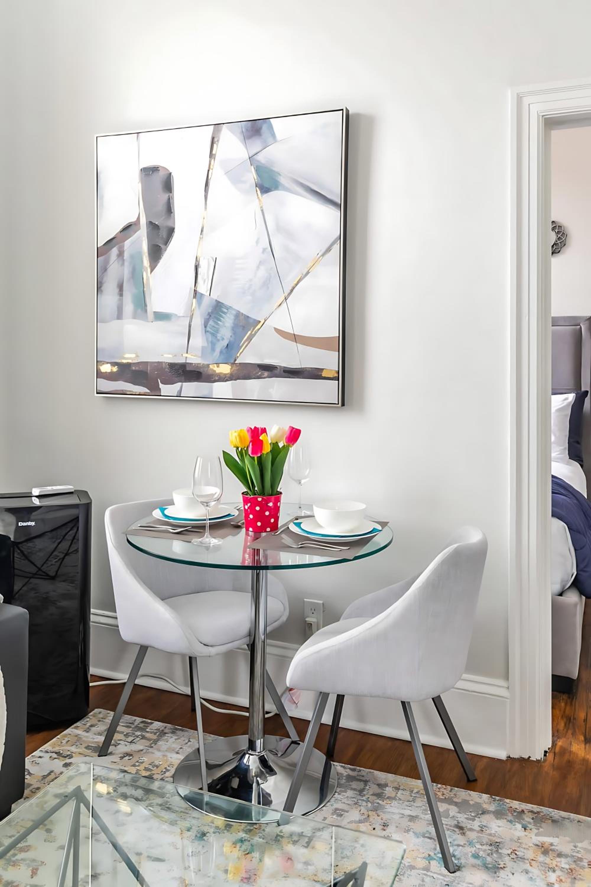 Apartment in the James South Area