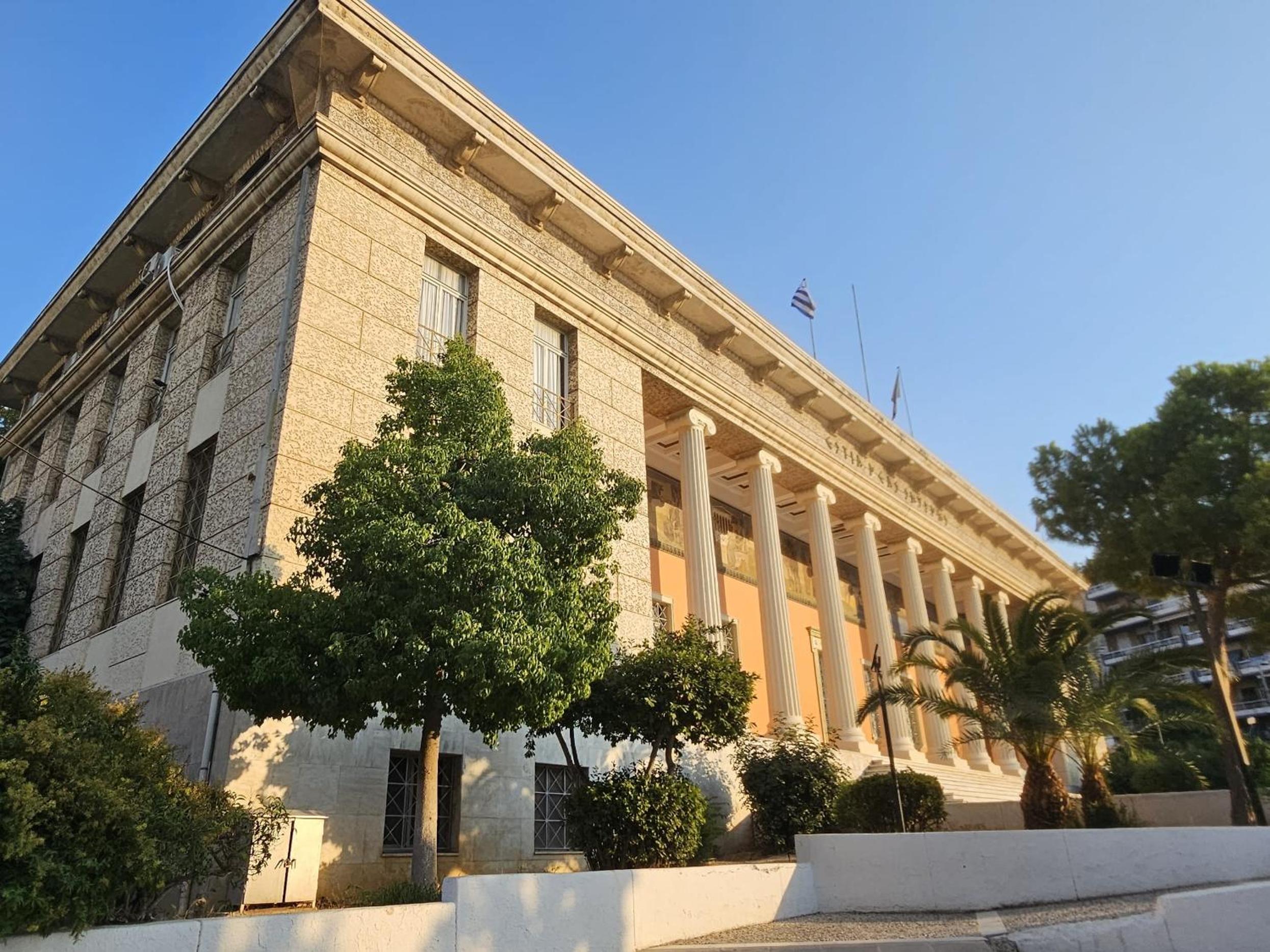 Cozy and quiet apartment , convenient location in Athens