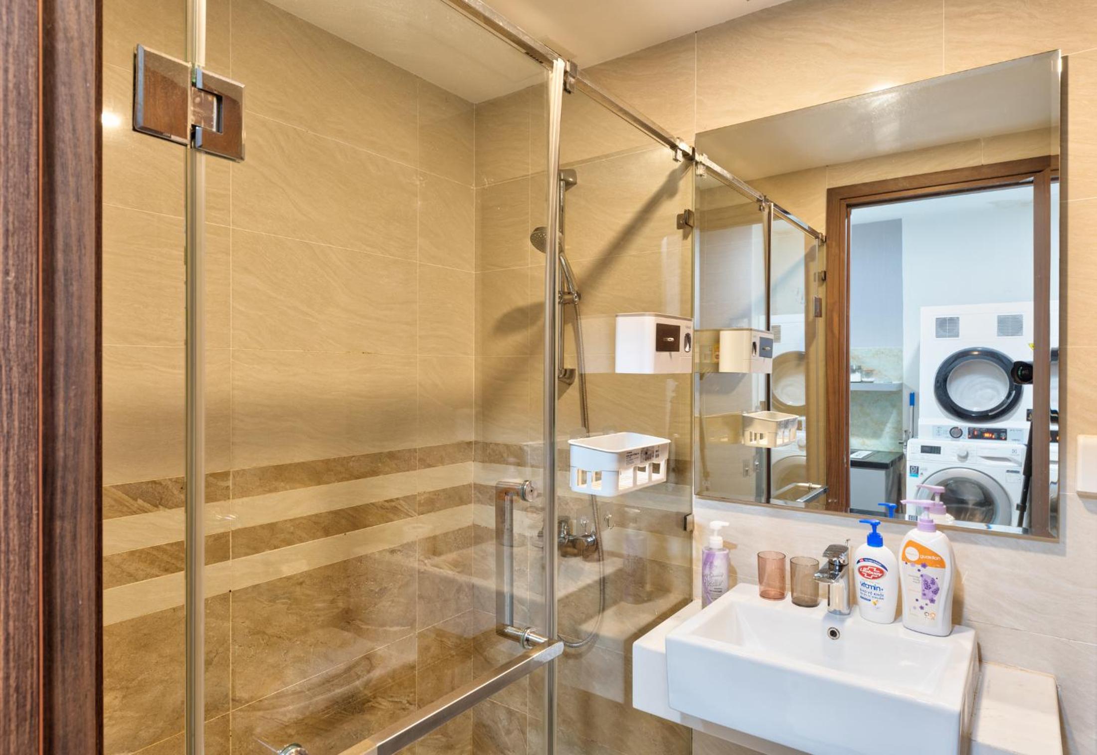 Lynh apartment Saigon D4