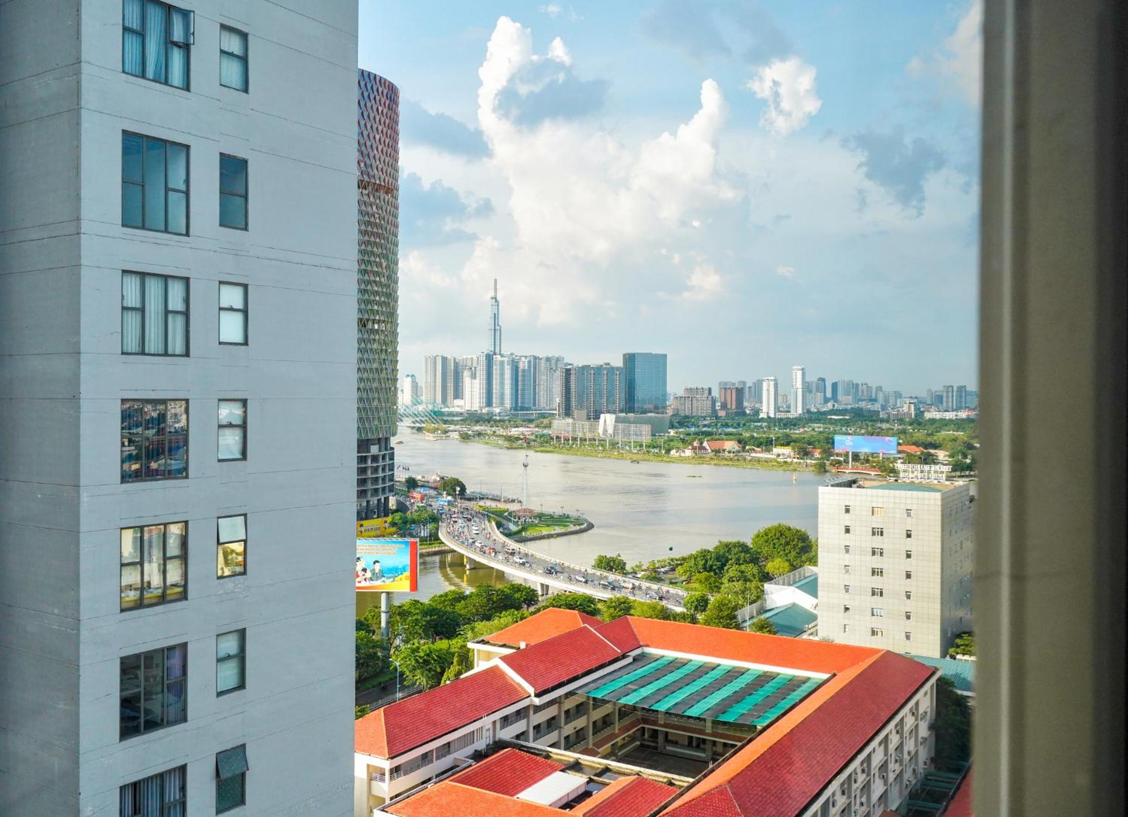 Lynh apartment Saigon D4