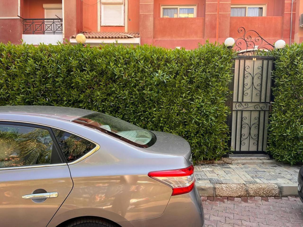 Apartment With Garden in Rawadat Zayed