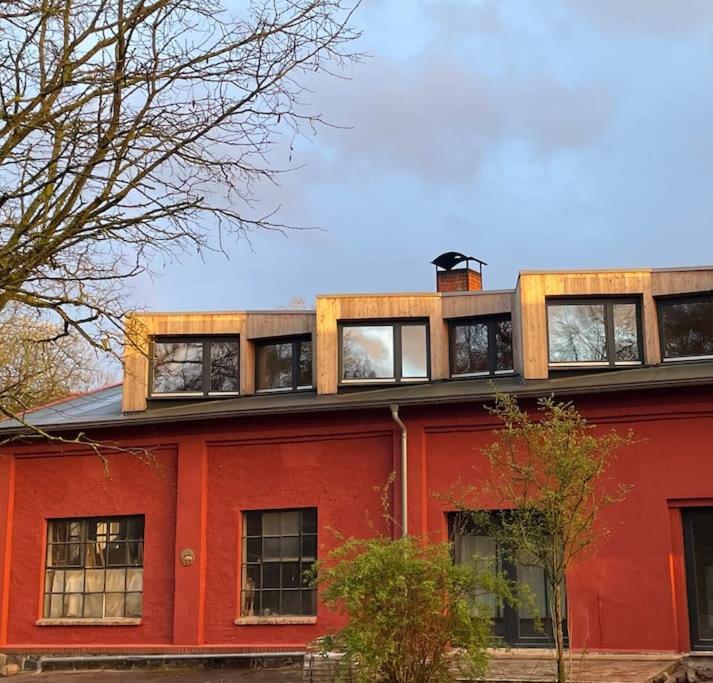Große Wohnung mit Loggia