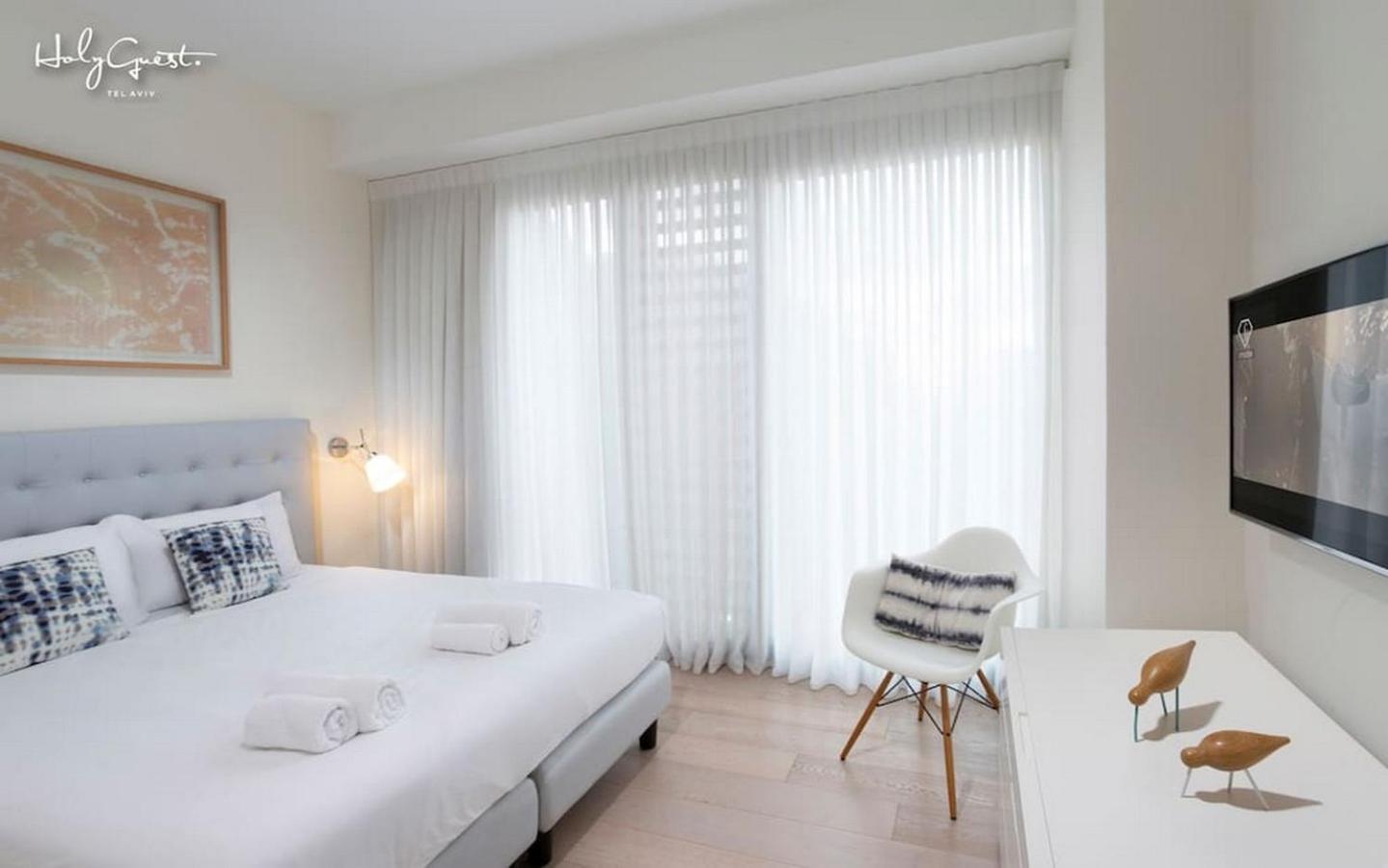 Cozy White City 1BR in Neve Tsedek by HolyGuest