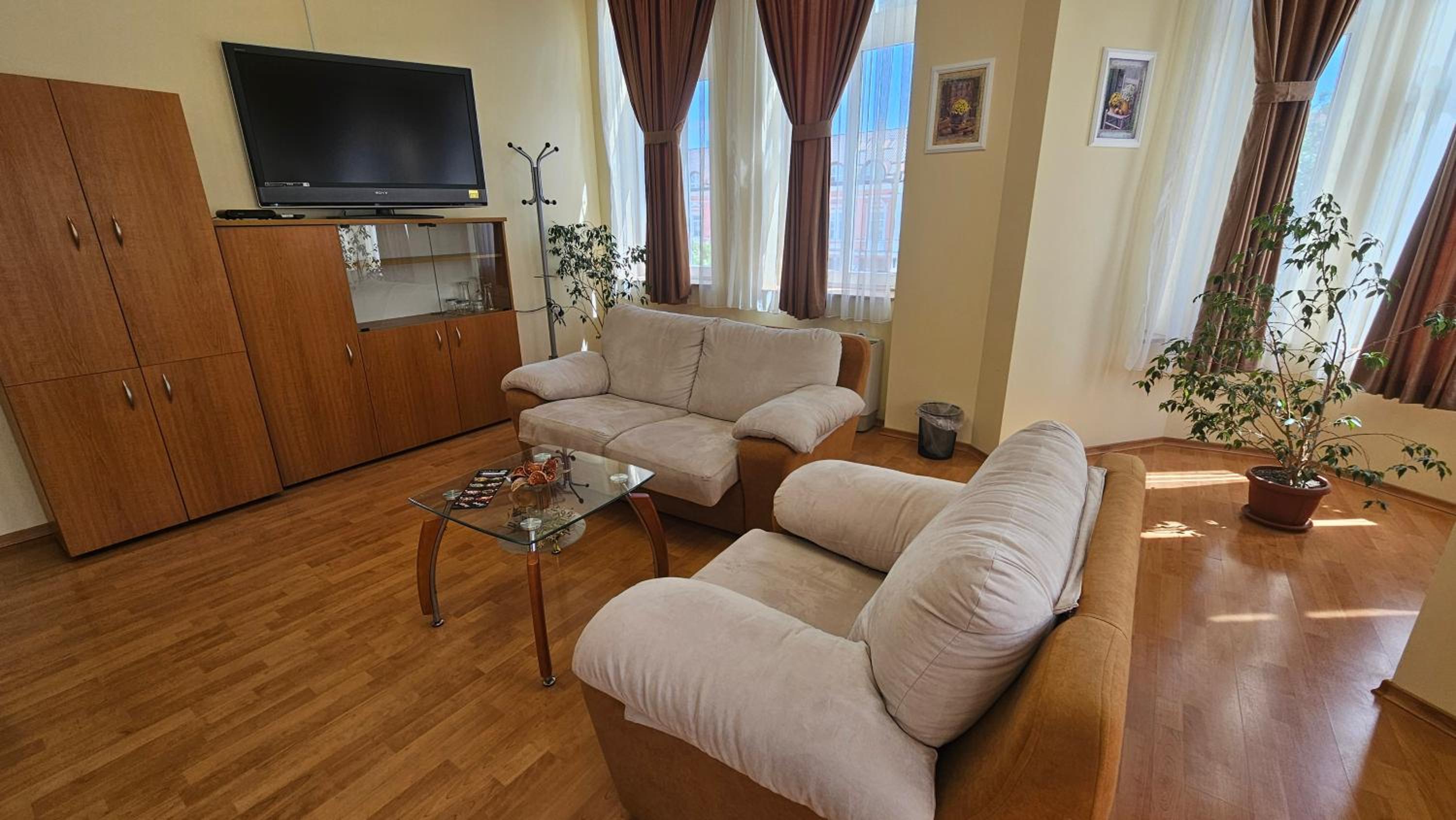 Hostel CANTO