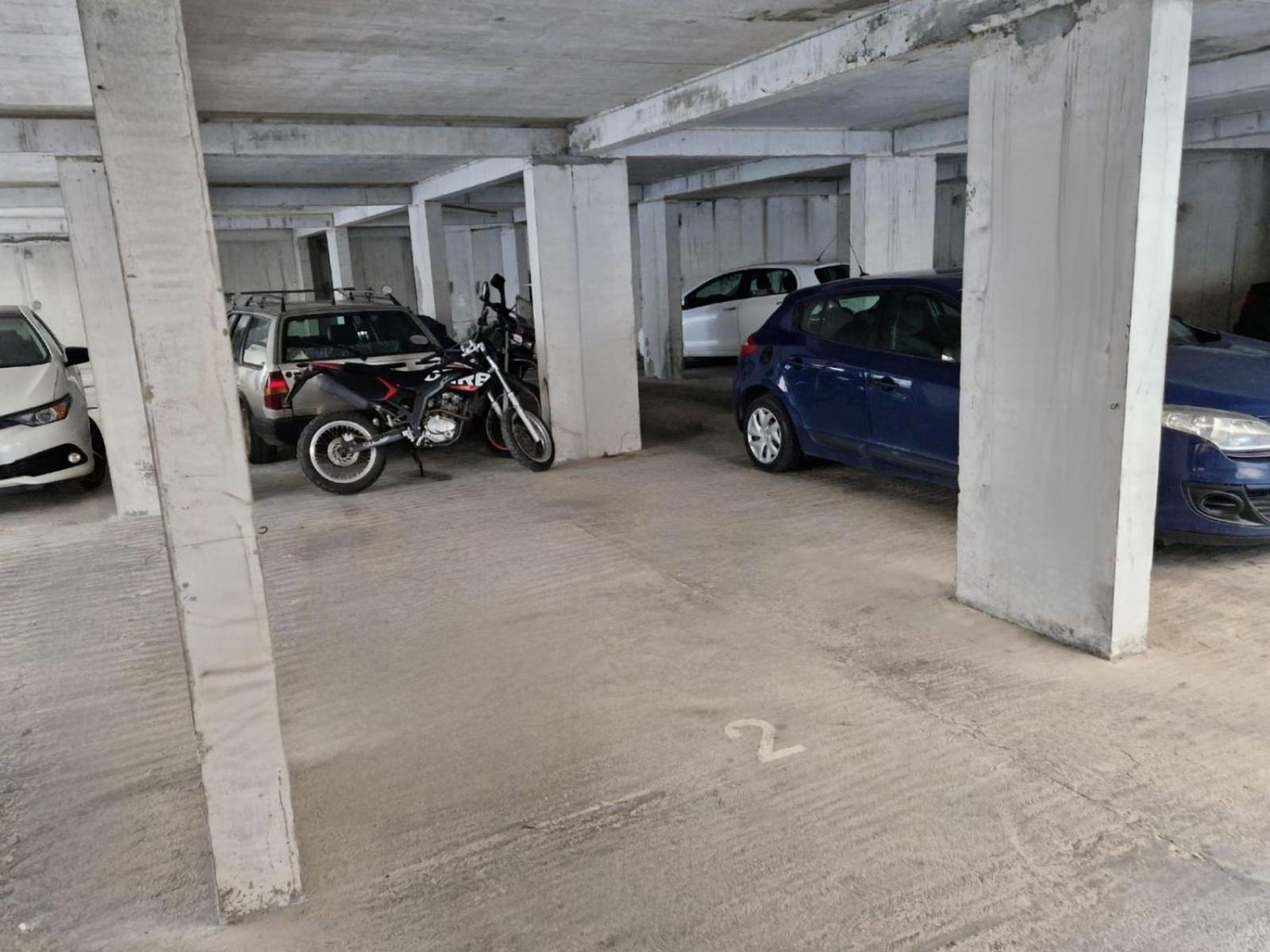 Modern comfort free parking view 3